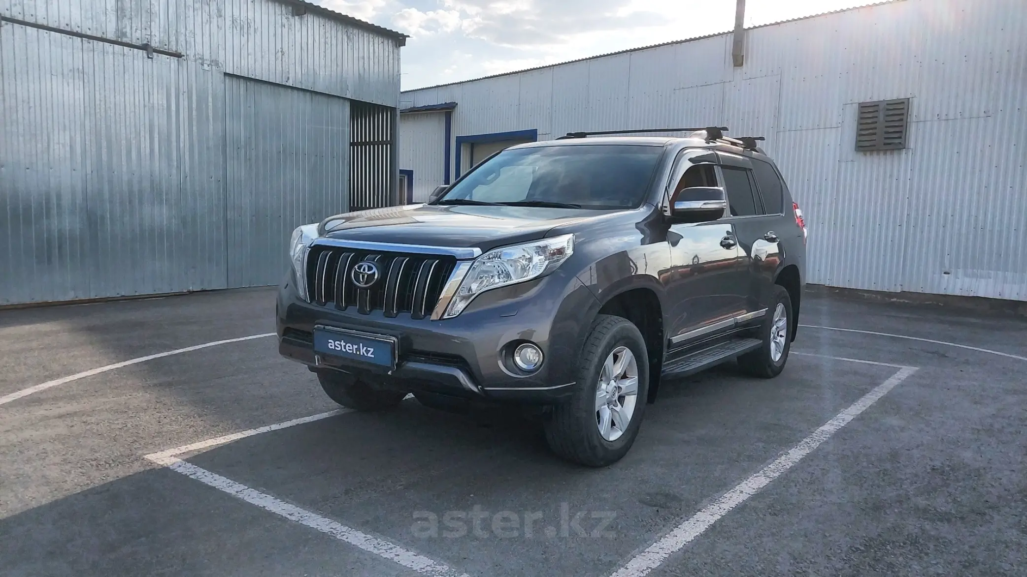 Toyota Land Cruiser Prado 2014