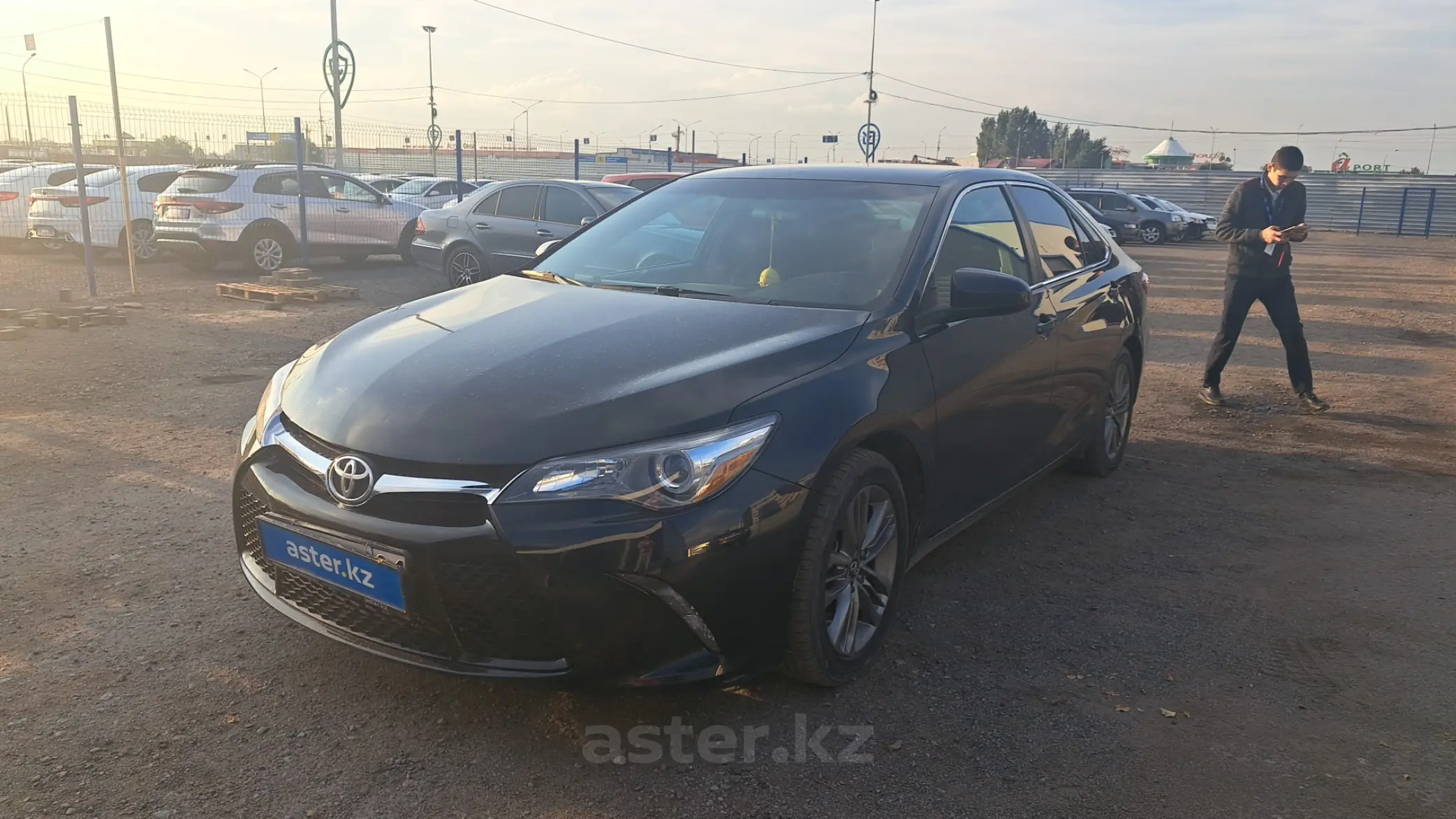 Toyota Camry 2016