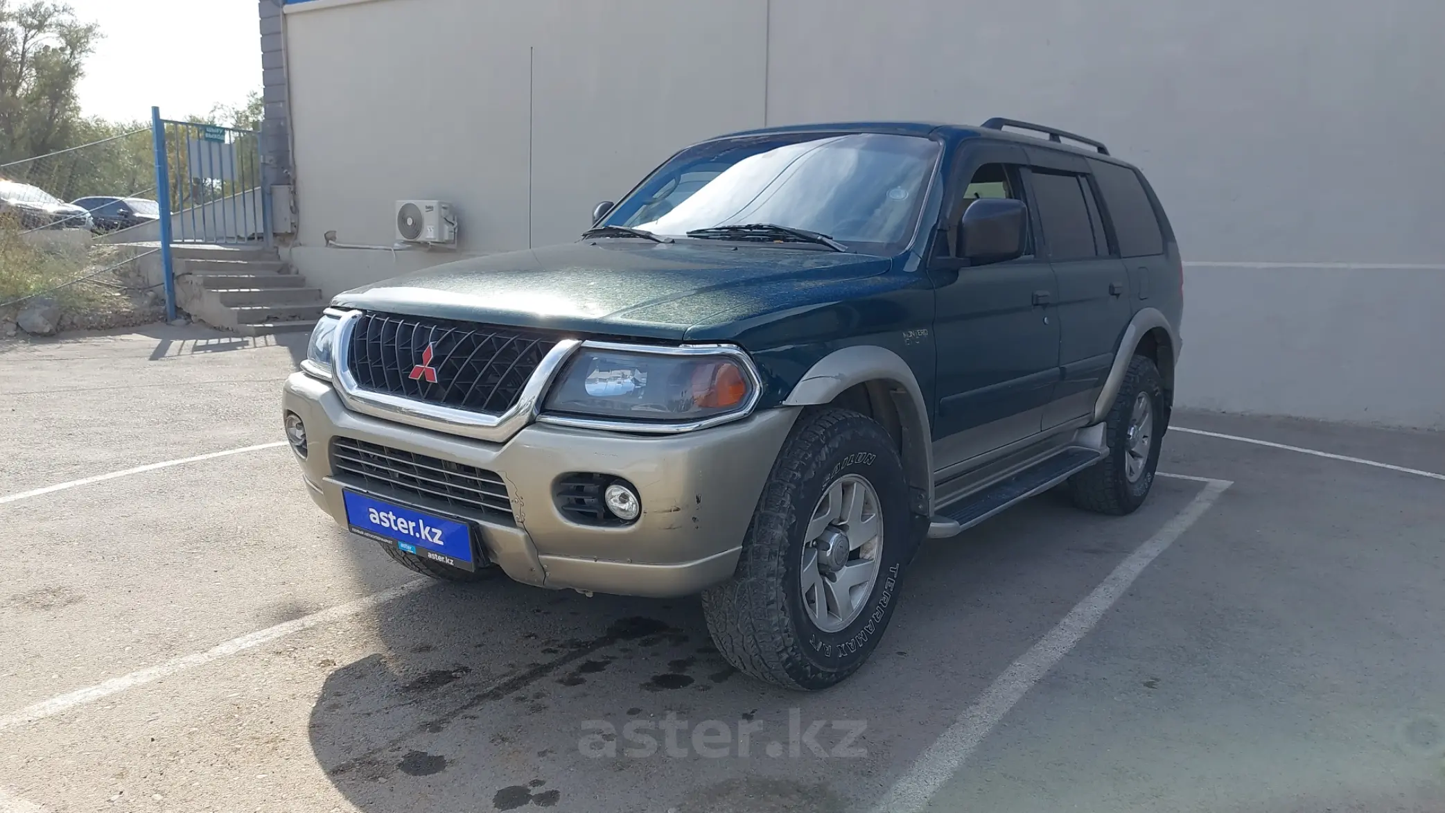 Mitsubishi Montero Sport 2001