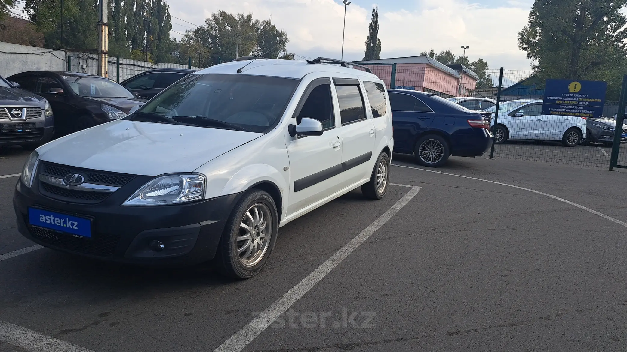 LADA (ВАЗ) Largus 2014