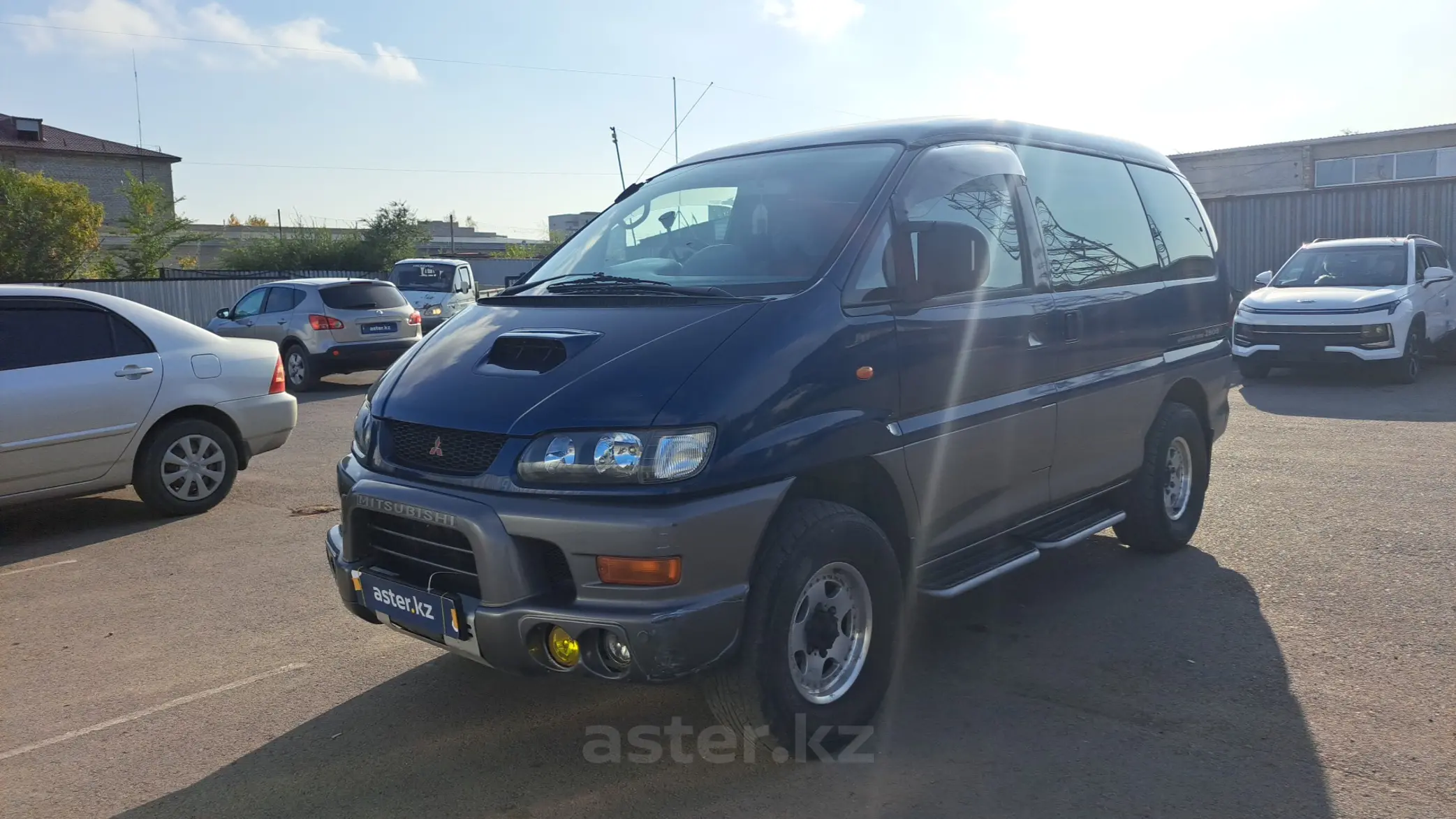 Mitsubishi Delica 2003