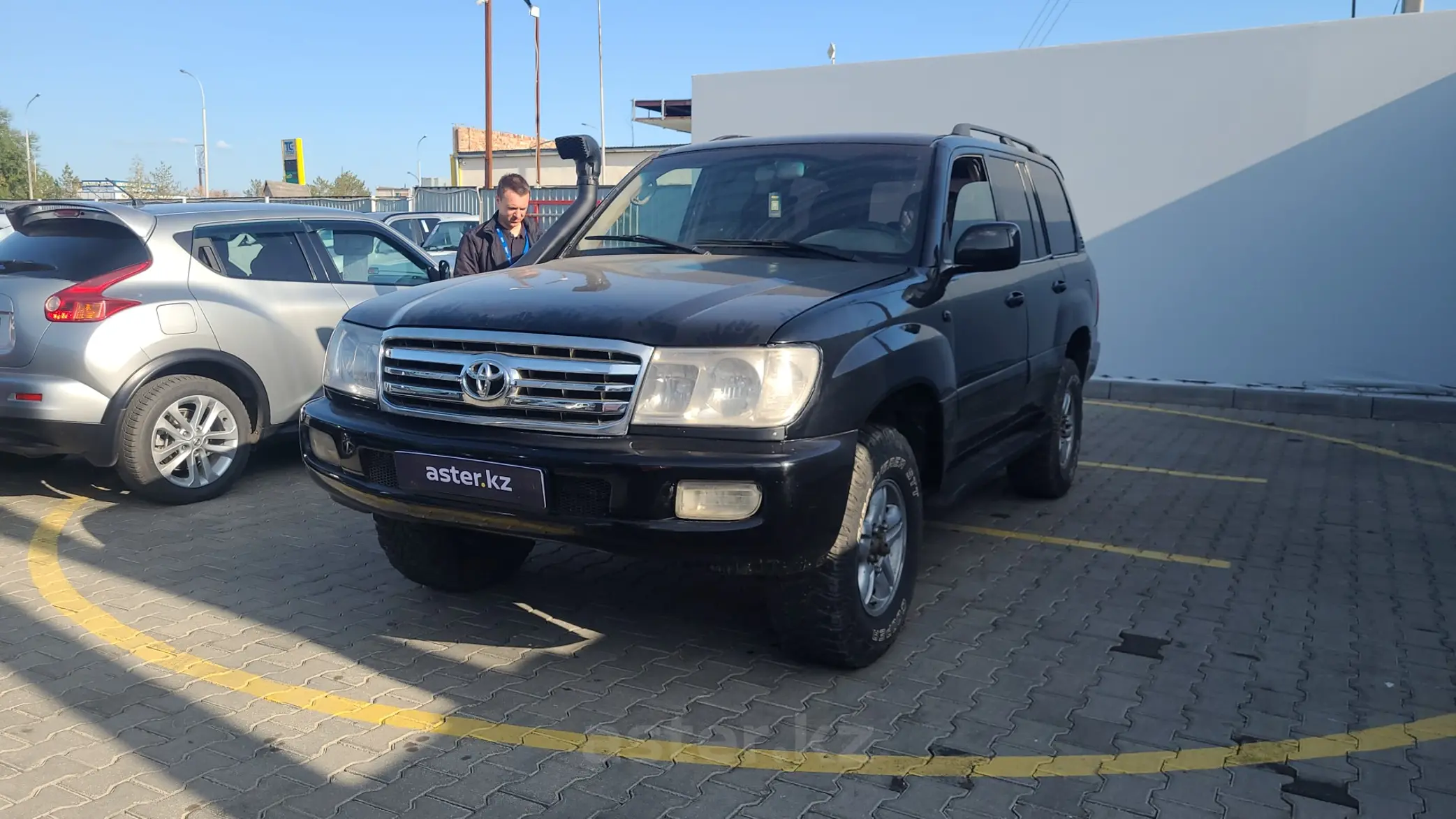 Toyota Land Cruiser 2000