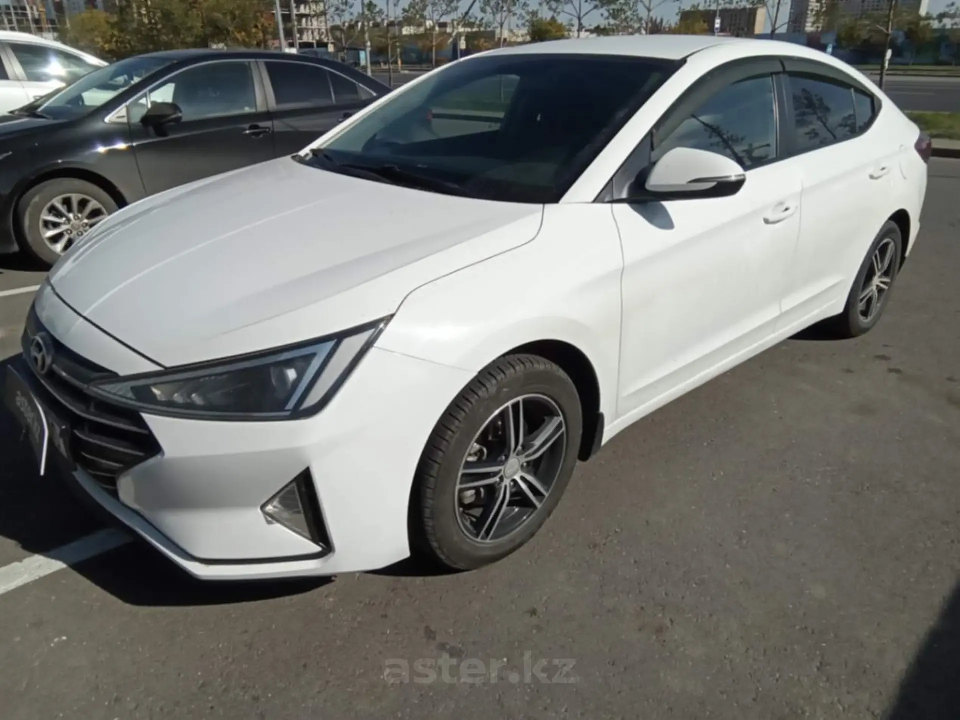 Hyundai Elantra 2019