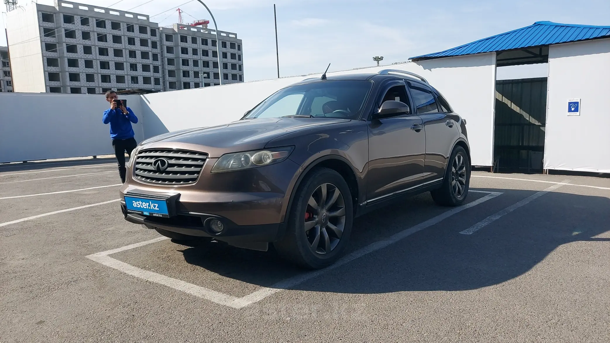 Infiniti FX 2005