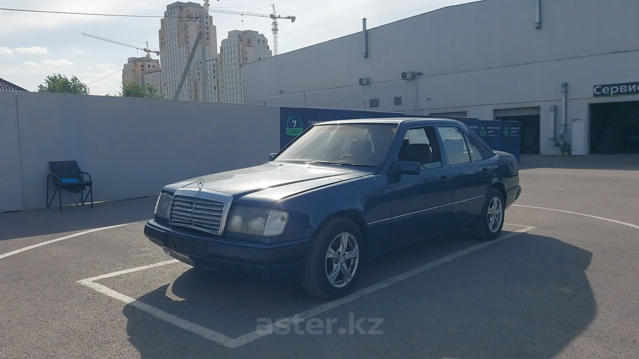 Mercedes-Benz W124 1988