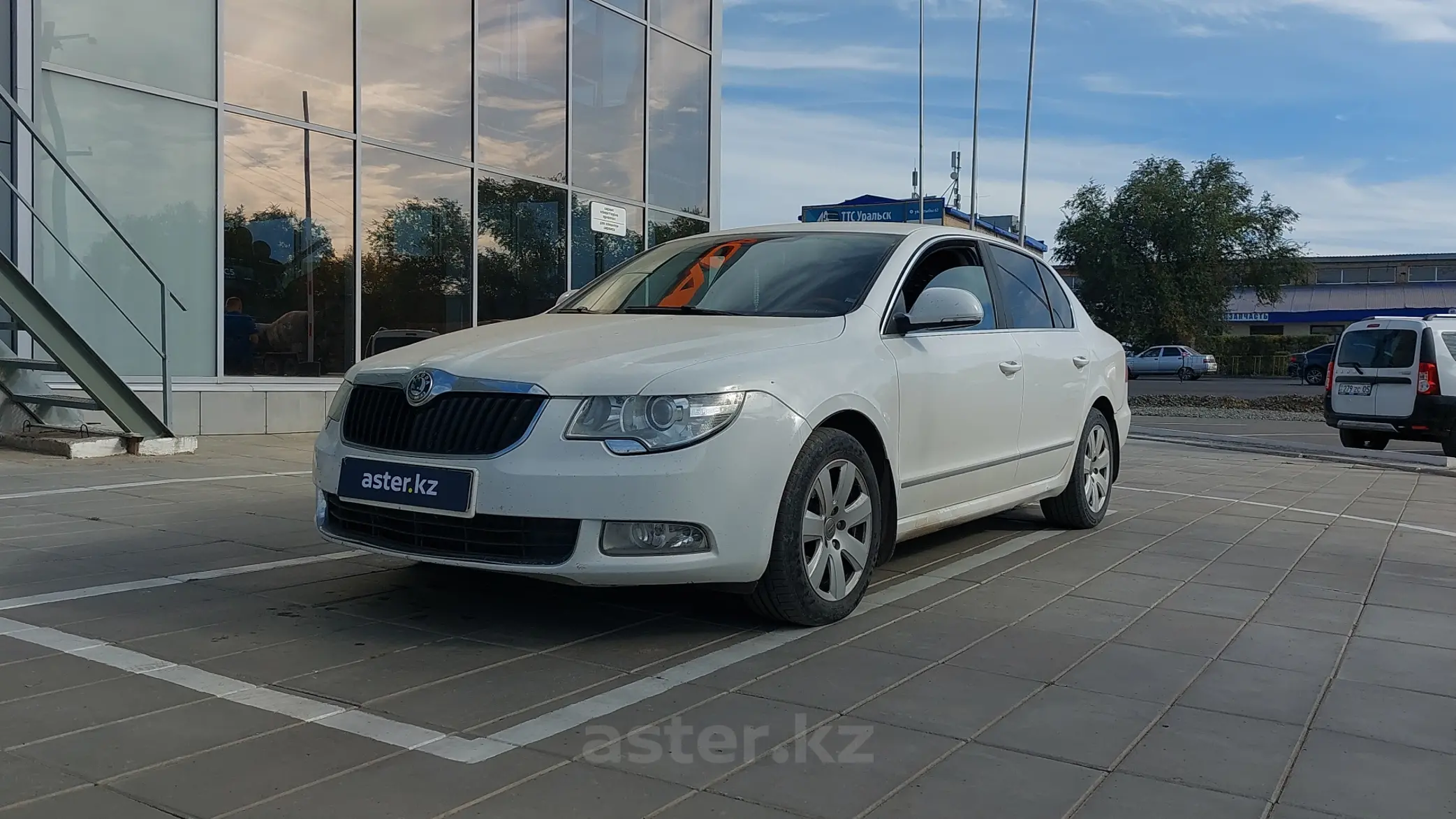 Skoda Superb 2012