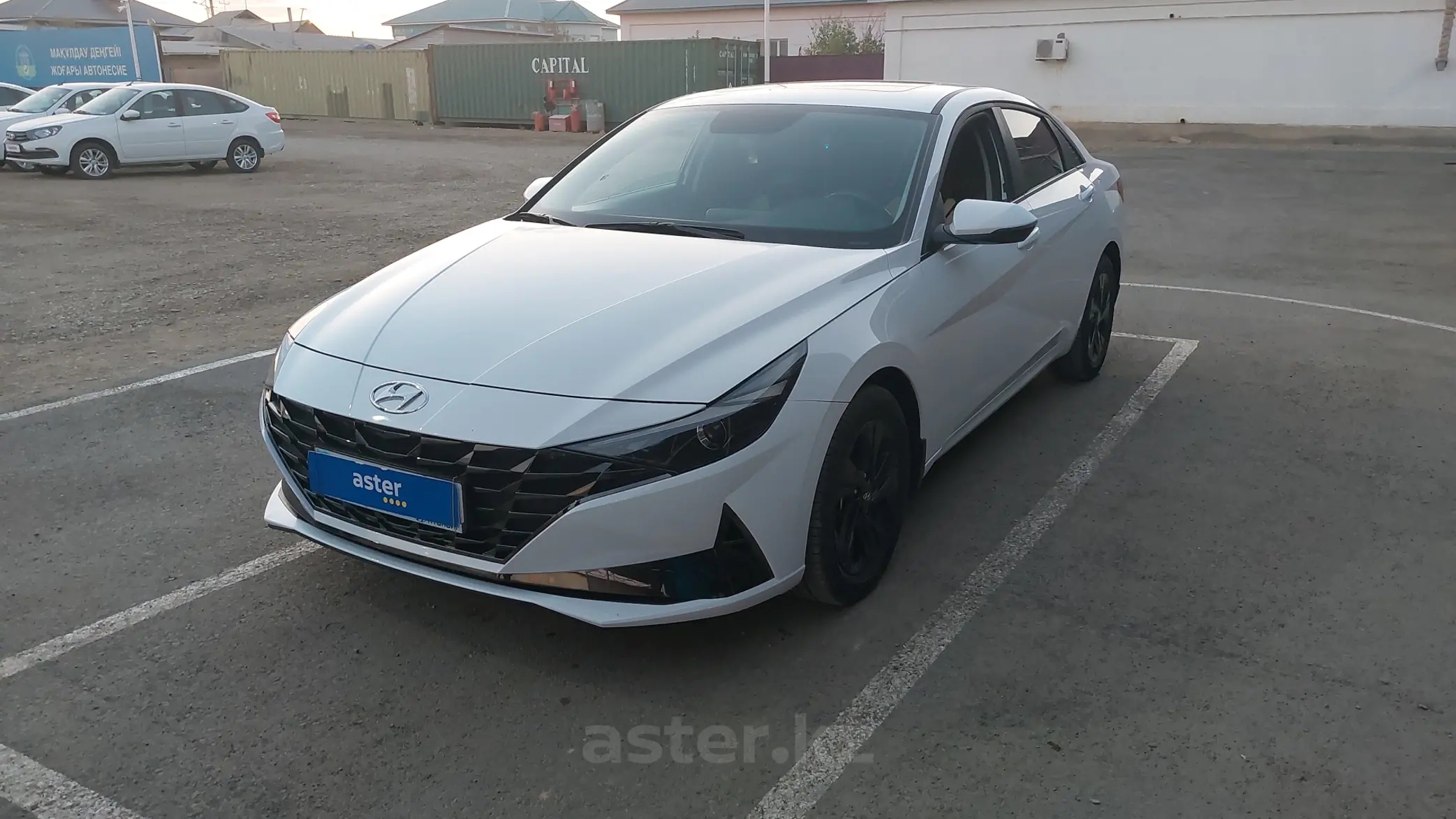 Hyundai Elantra 2023