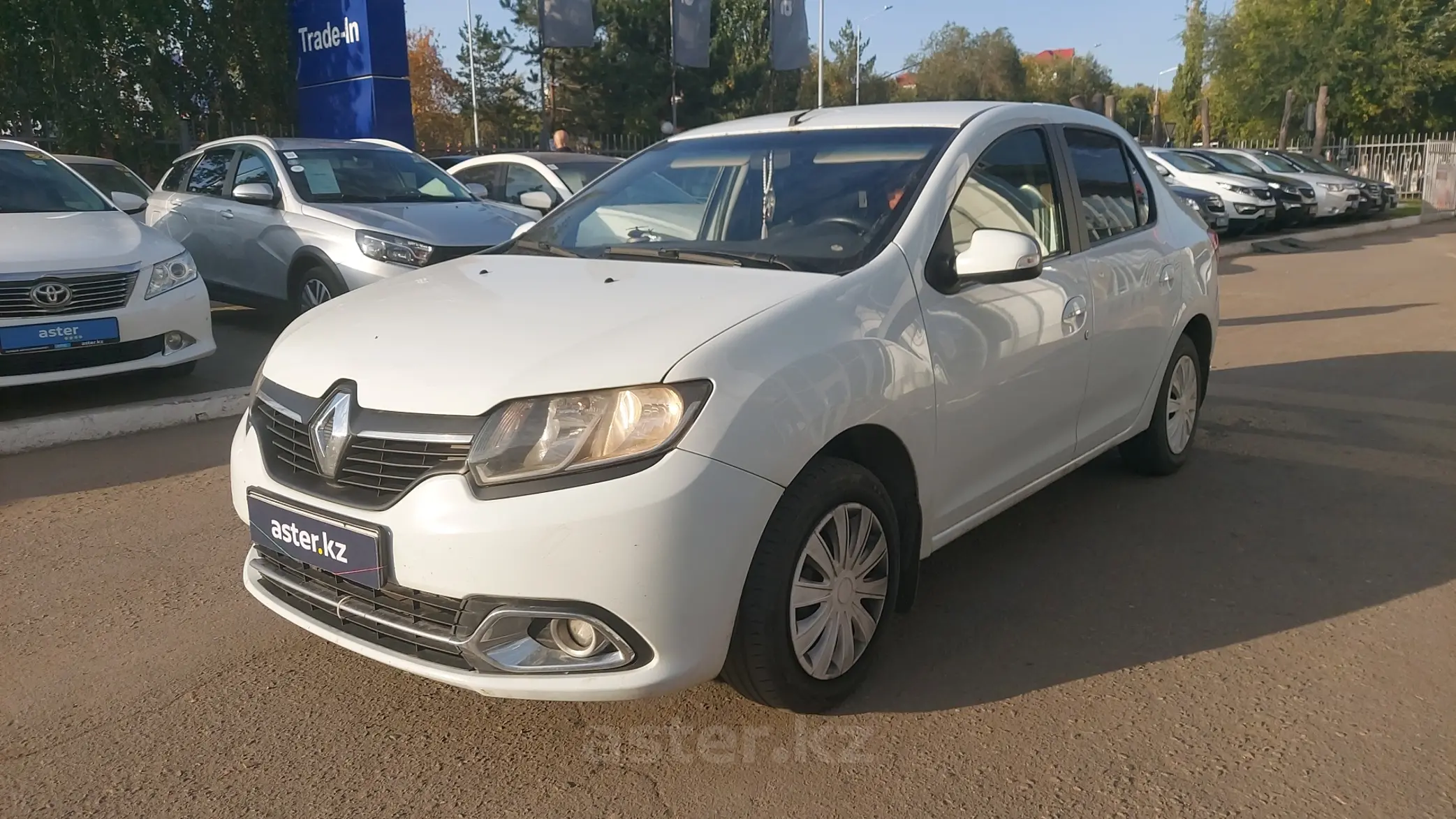 Renault Logan 2015