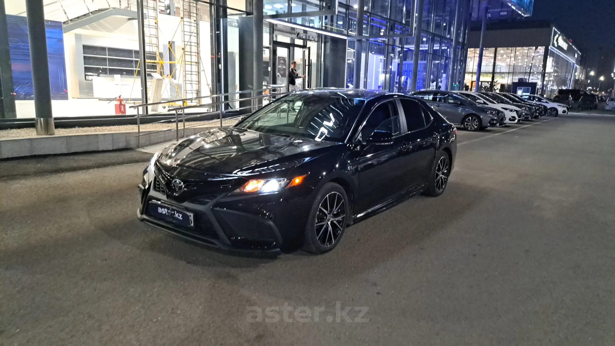 Toyota Camry 2021