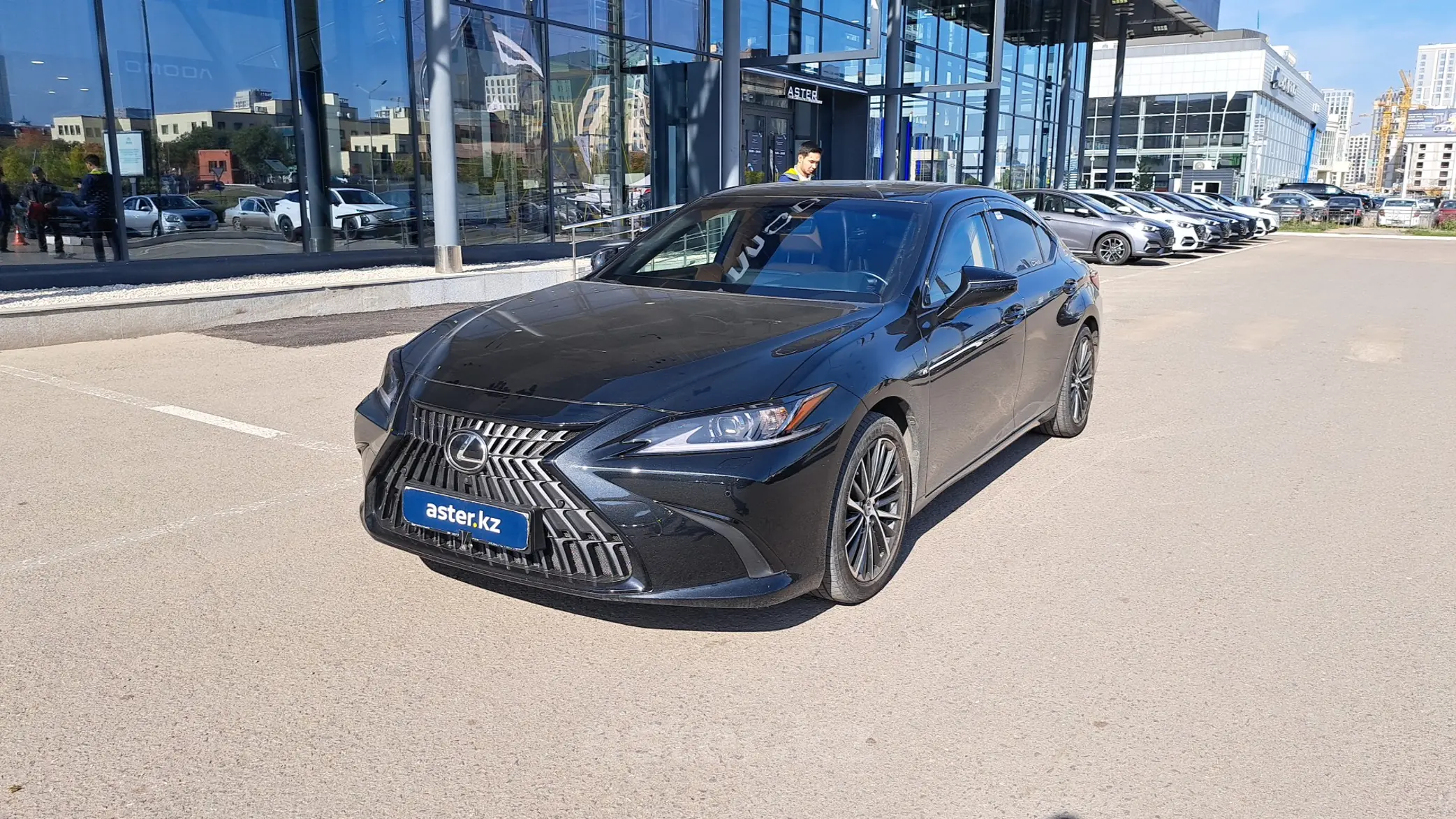 Lexus ES 2022