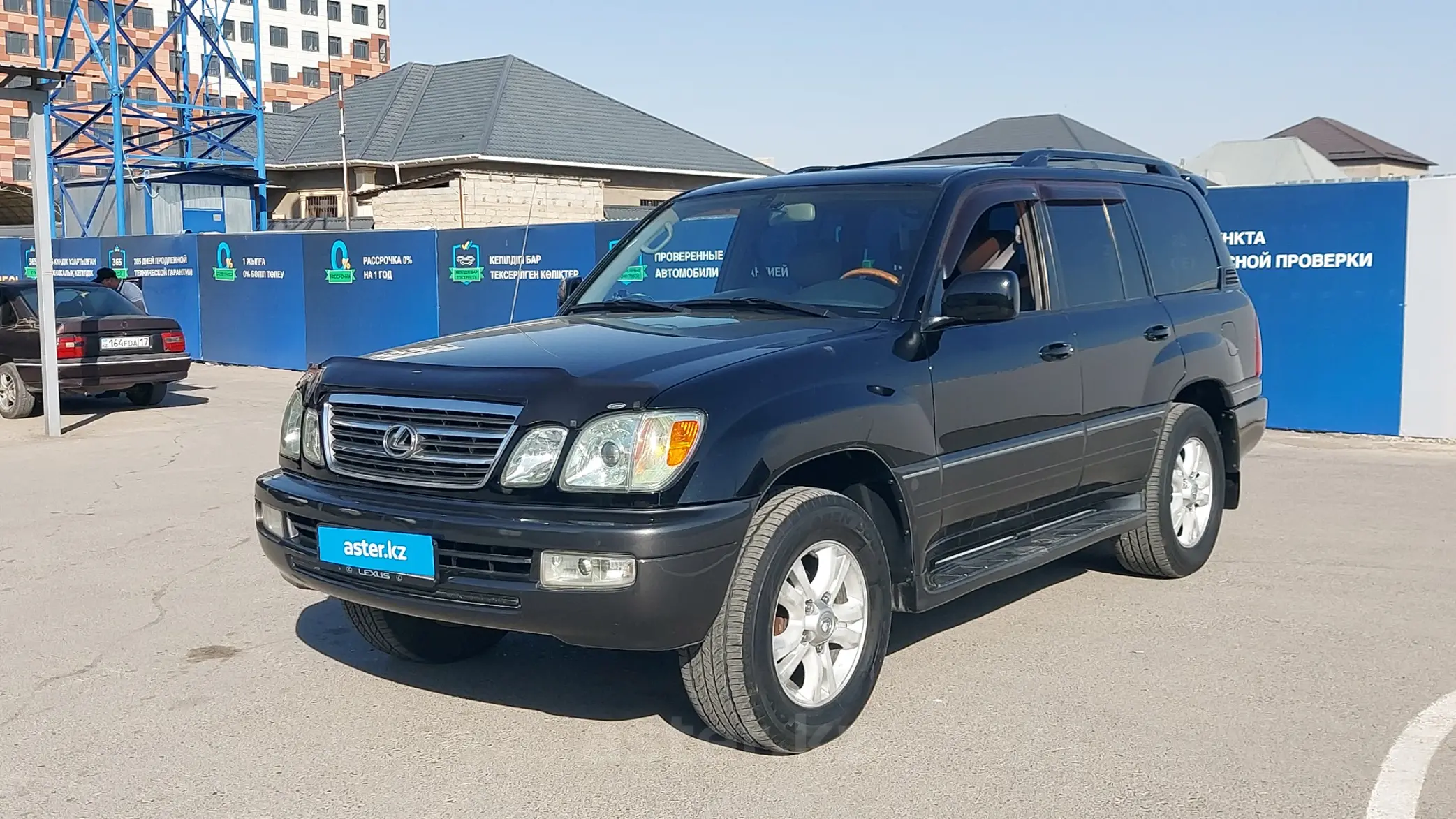 Lexus LX 2004