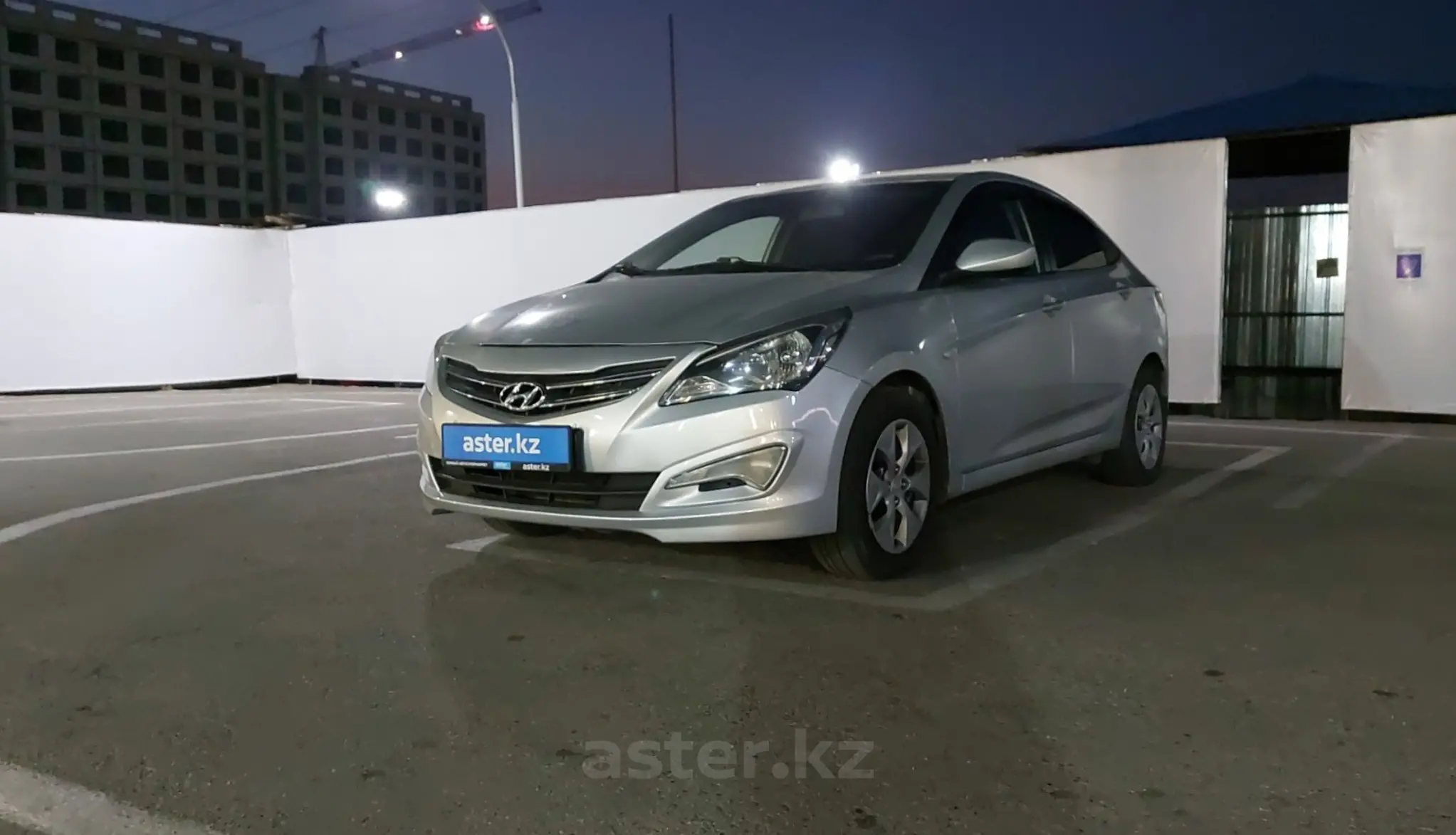 Hyundai Accent 2015