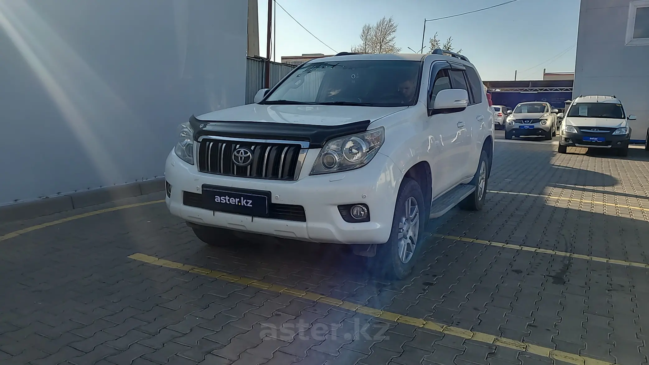 Toyota Land Cruiser Prado 2011