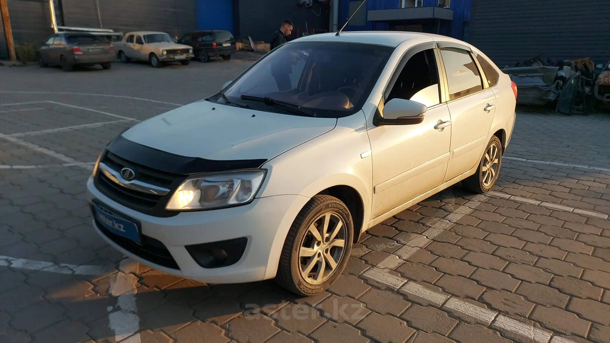 LADA (ВАЗ) Granta 2015