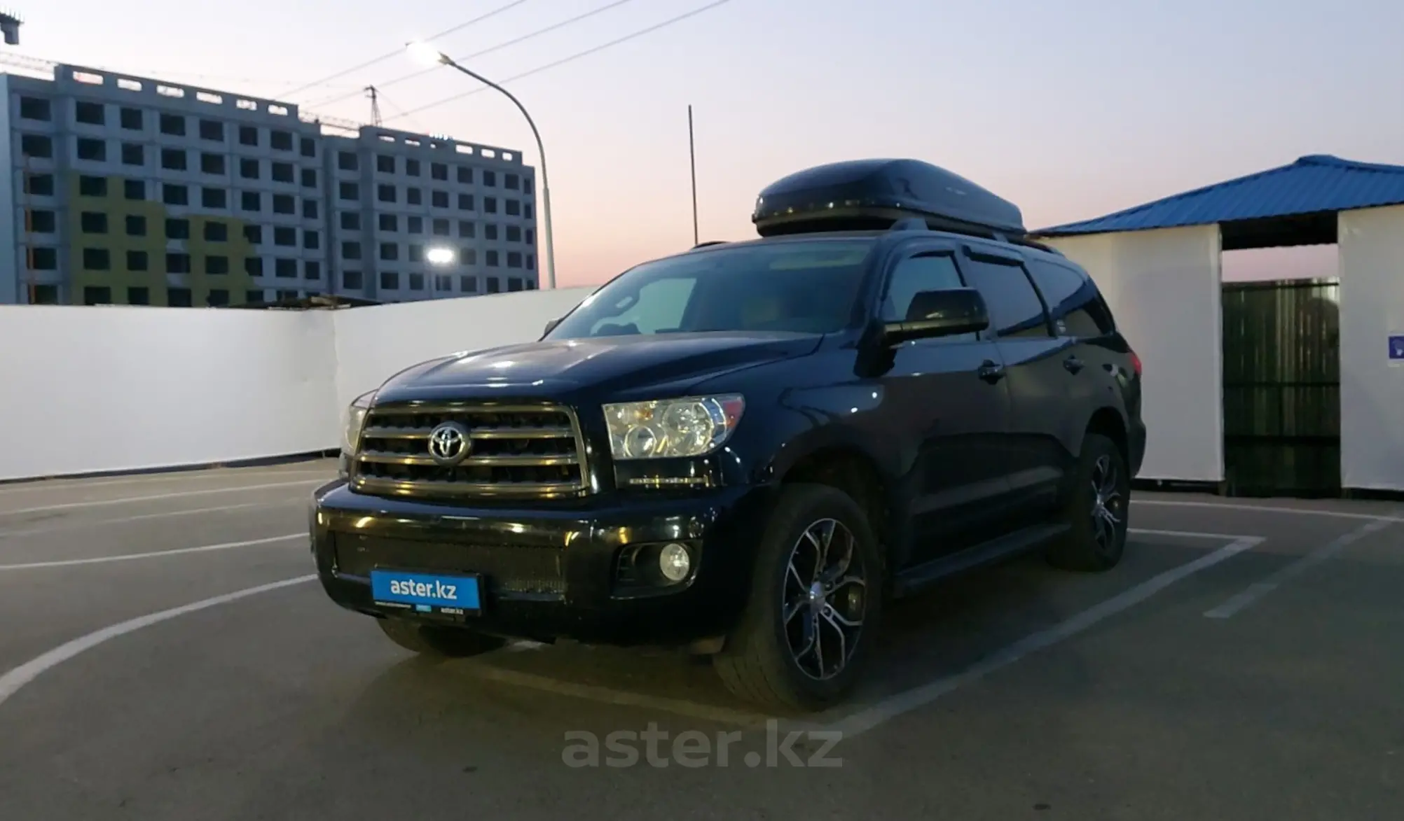 Toyota Sequoia 2012