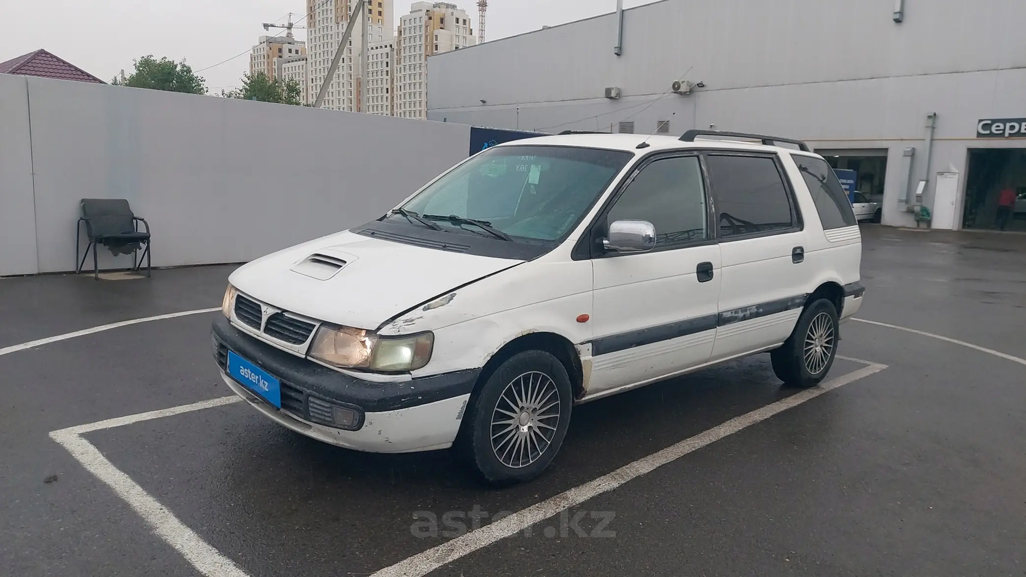 Mitsubishi Space Wagon 1995