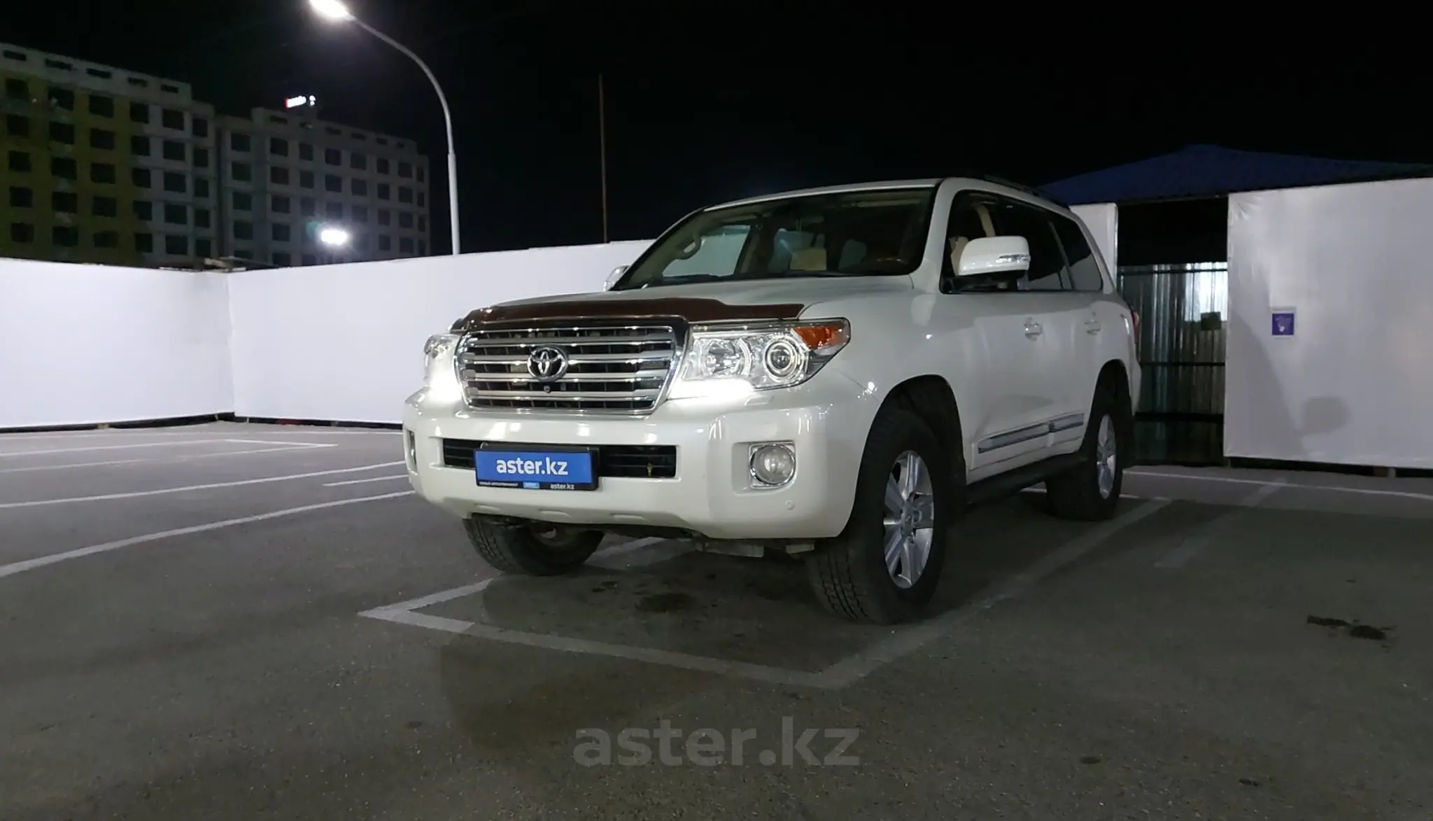 Toyota Land Cruiser 2012