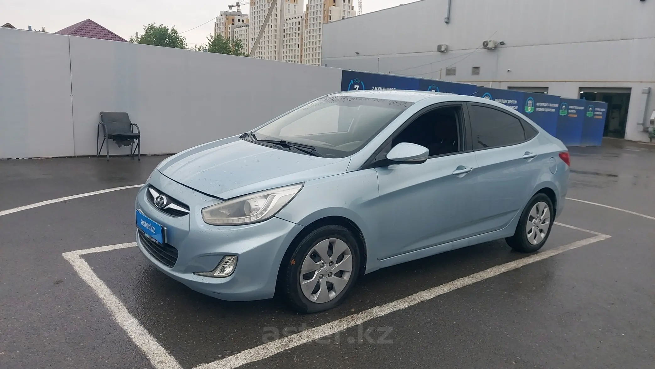 Hyundai Accent 2013