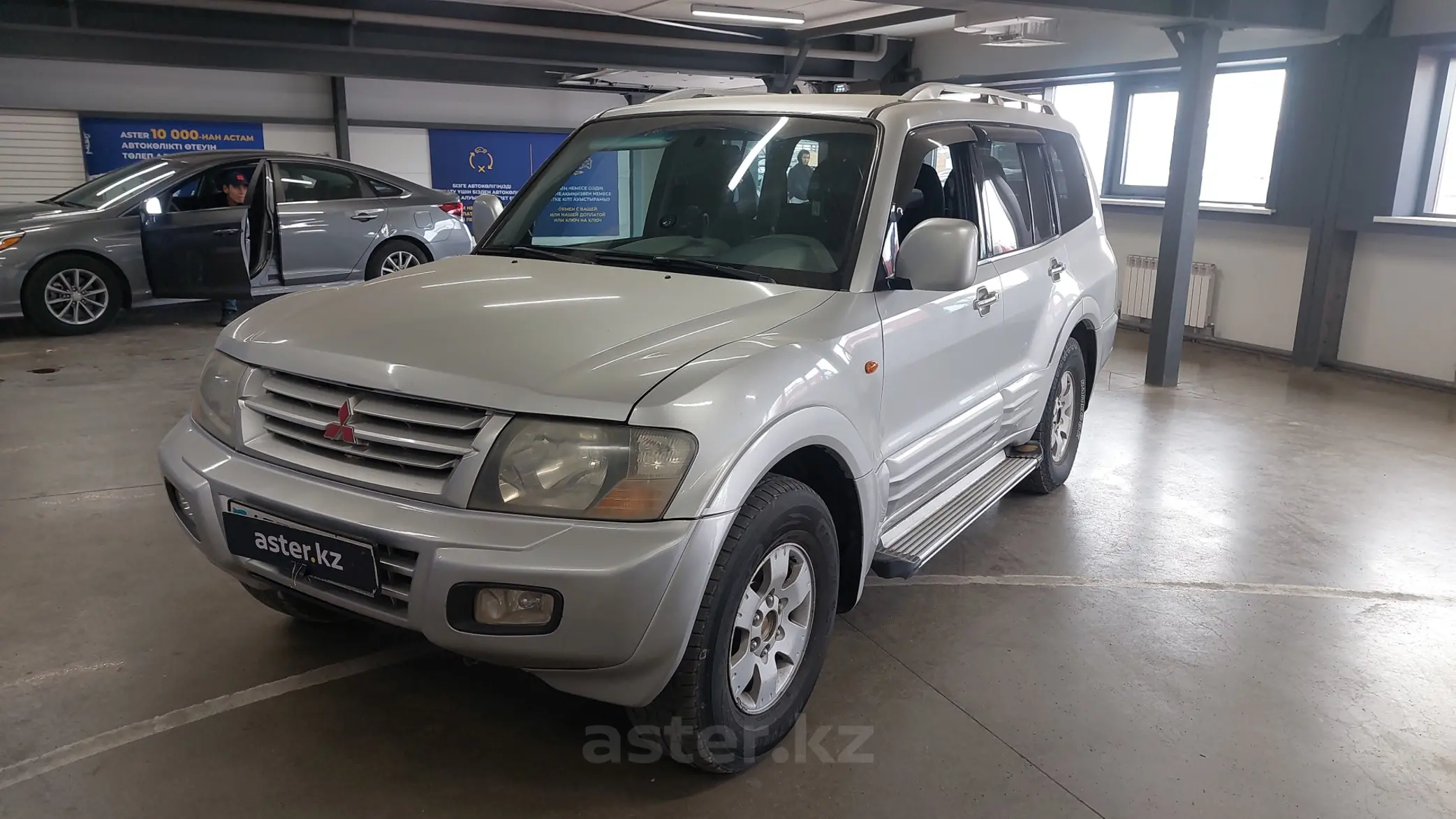 Mitsubishi Pajero 2002