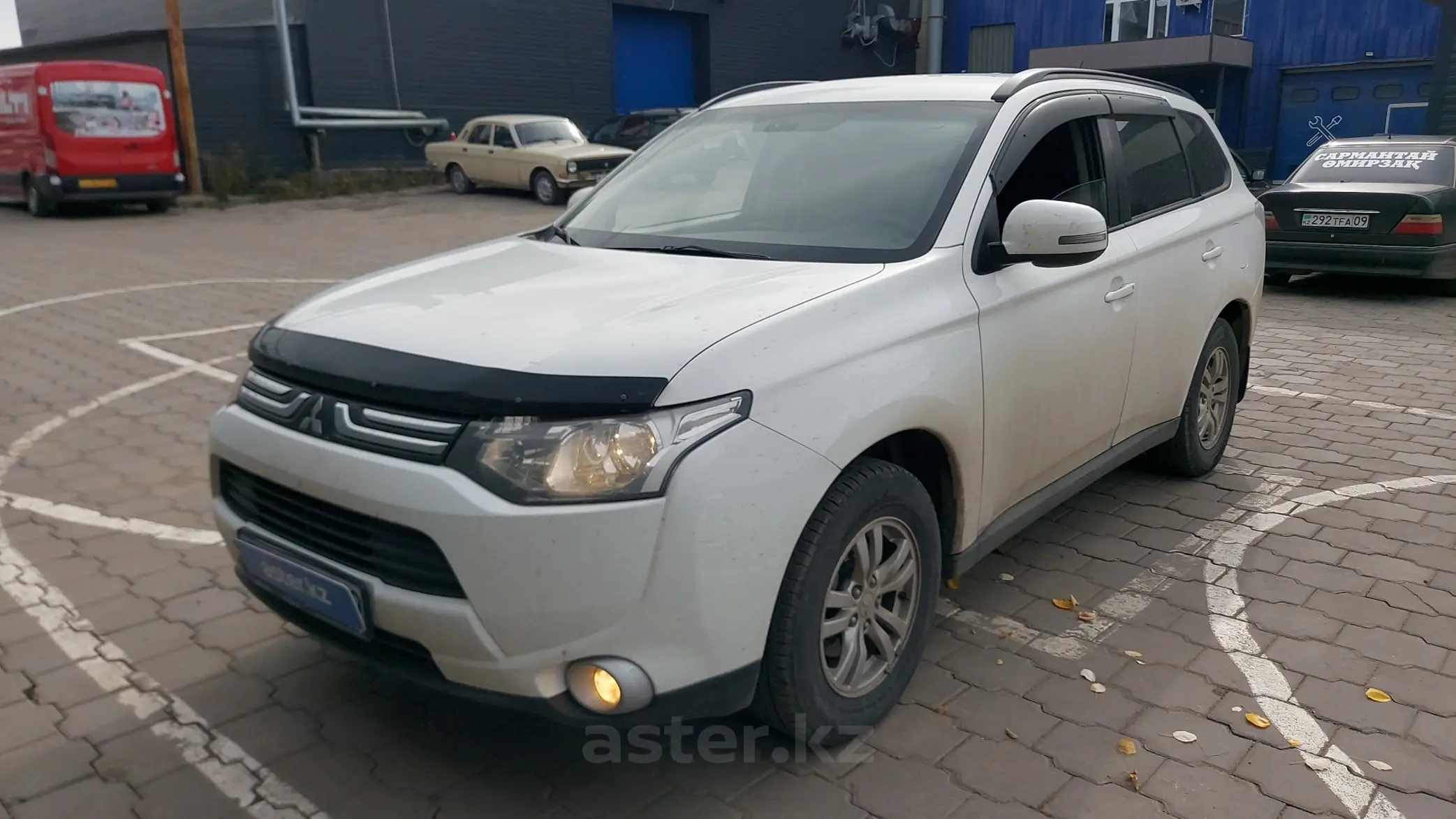 Mitsubishi Outlander 2013