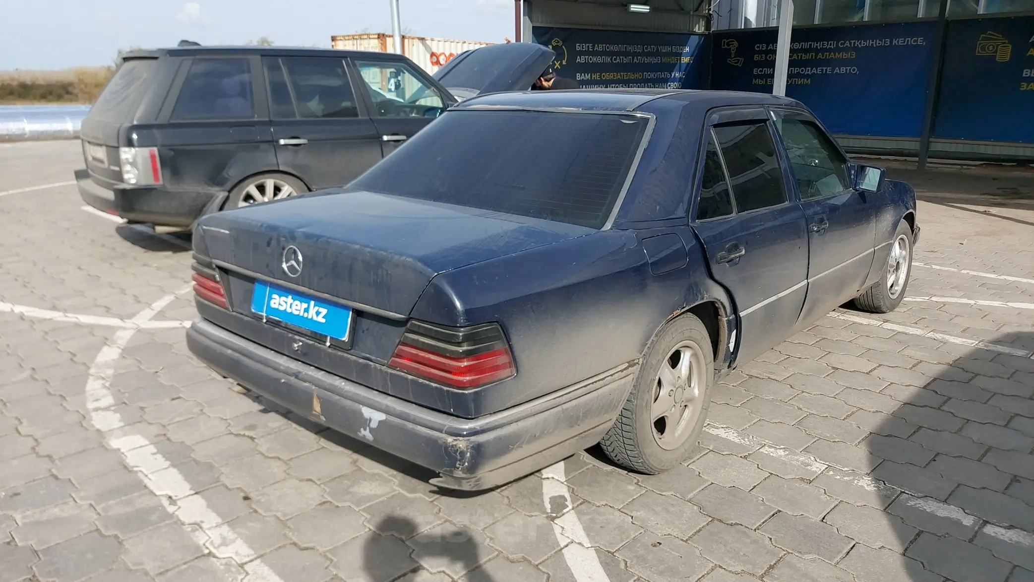 Купить Mercedes-Benz E-Класс 1993 года в Караганде, цена 1550000 тенге.  Продажа Mercedes-Benz E-Класс в Караганде - Aster.kz. №c923115