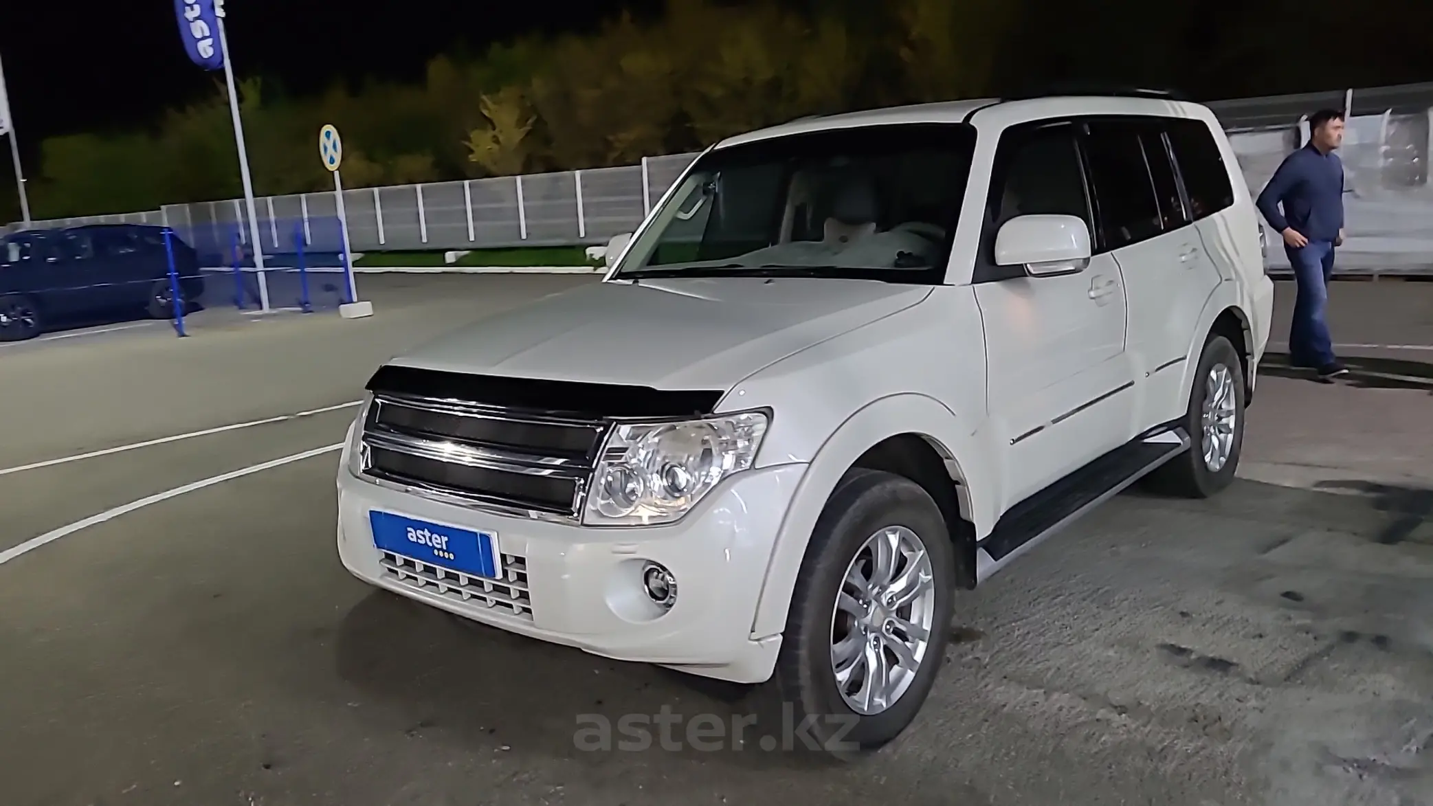 Mitsubishi Pajero 2013