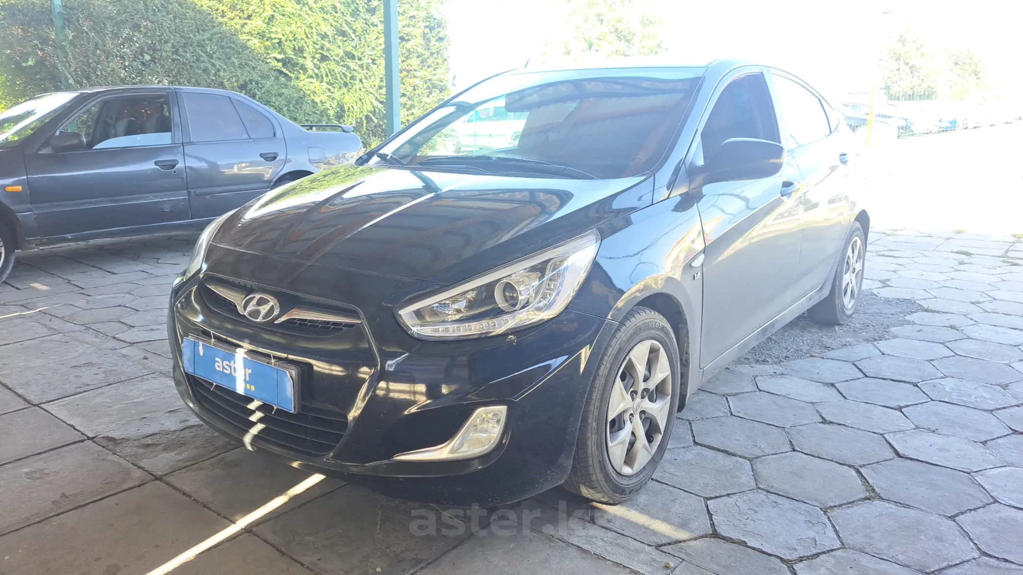 Hyundai Accent 2013