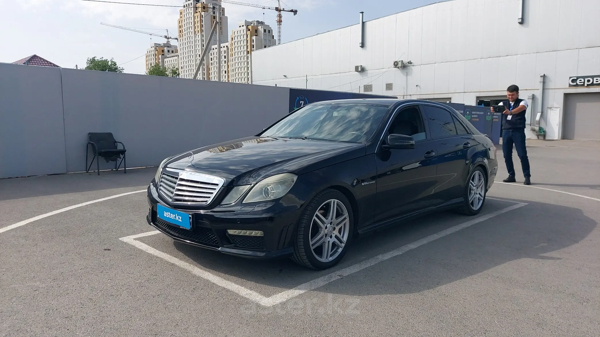 Mercedes-Benz E-Класс 2011