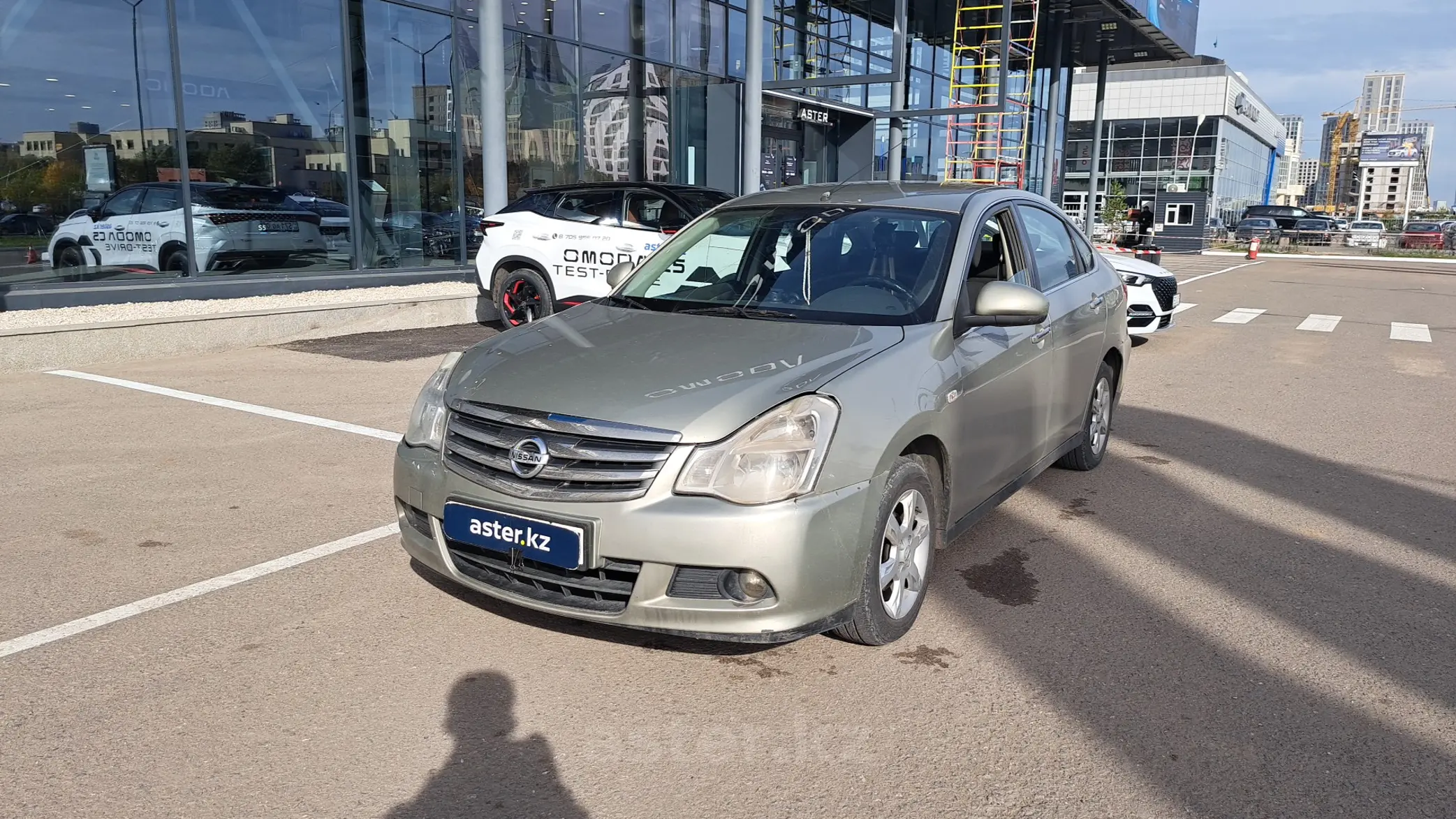 Nissan Almera 2015