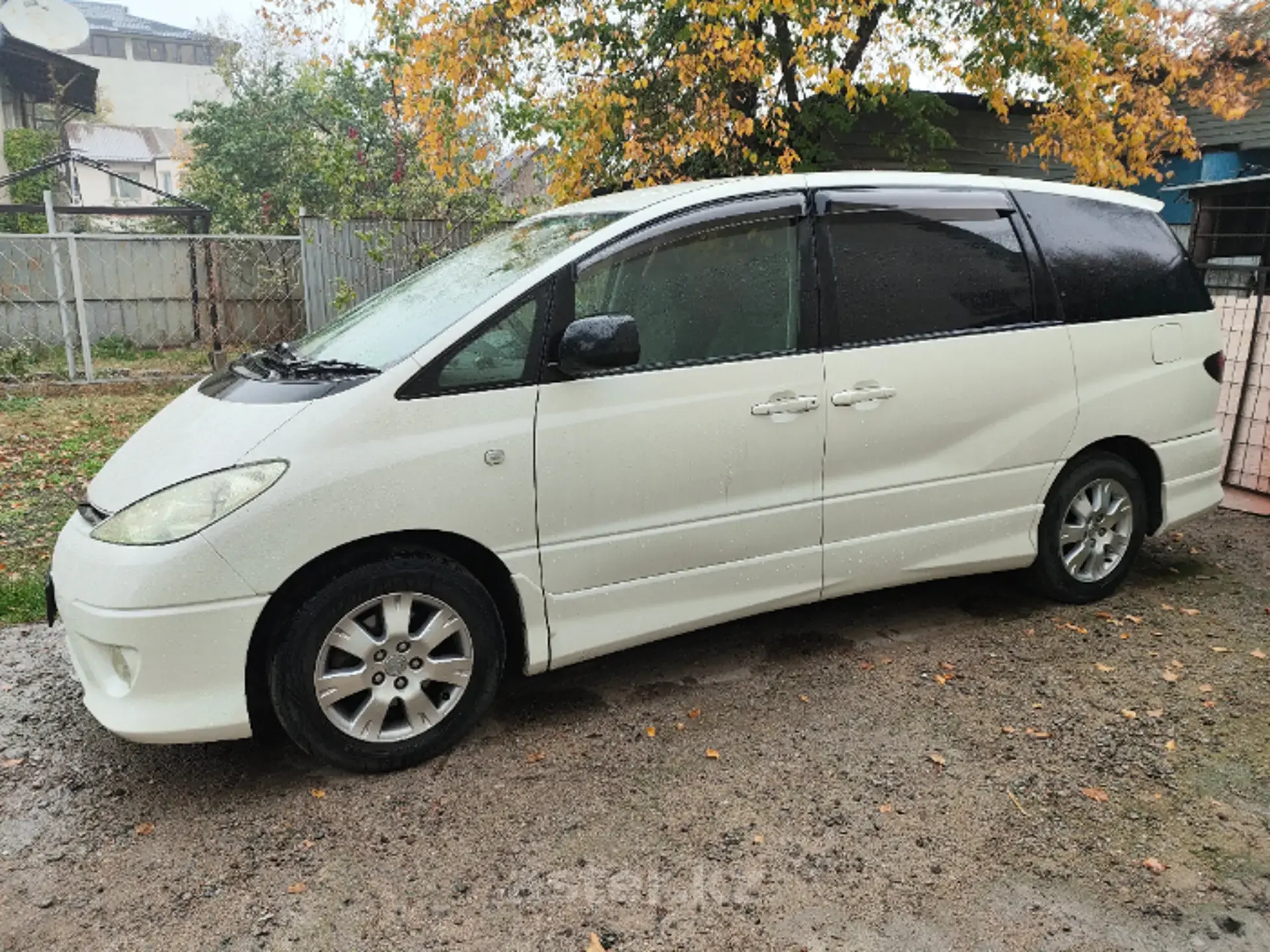 Toyota Estima 2004