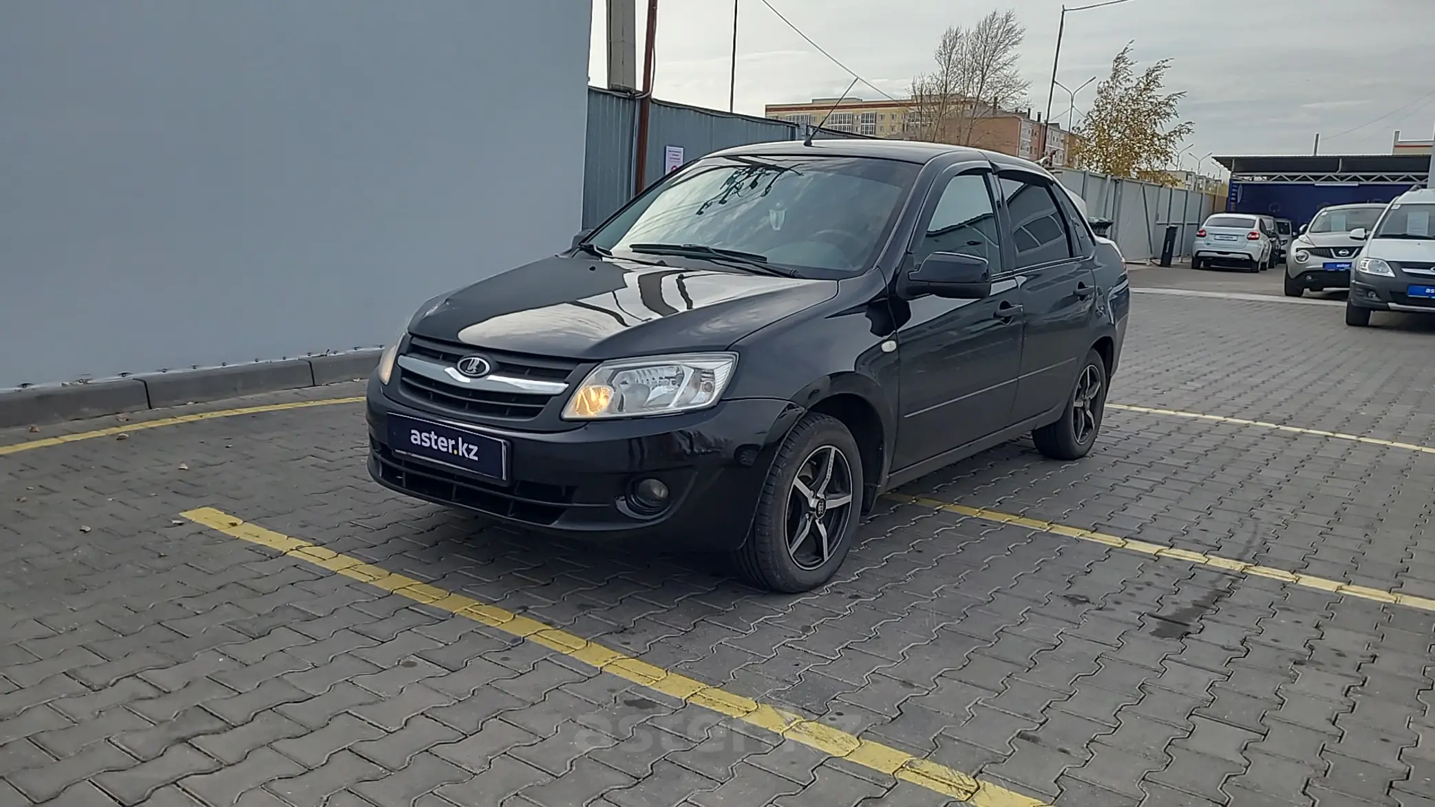 LADA (ВАЗ) Granta 2013