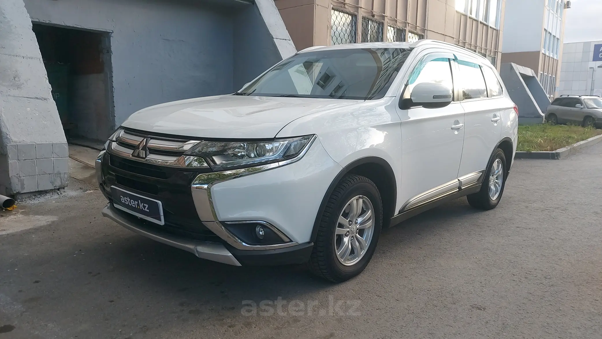 Mitsubishi Outlander 2015