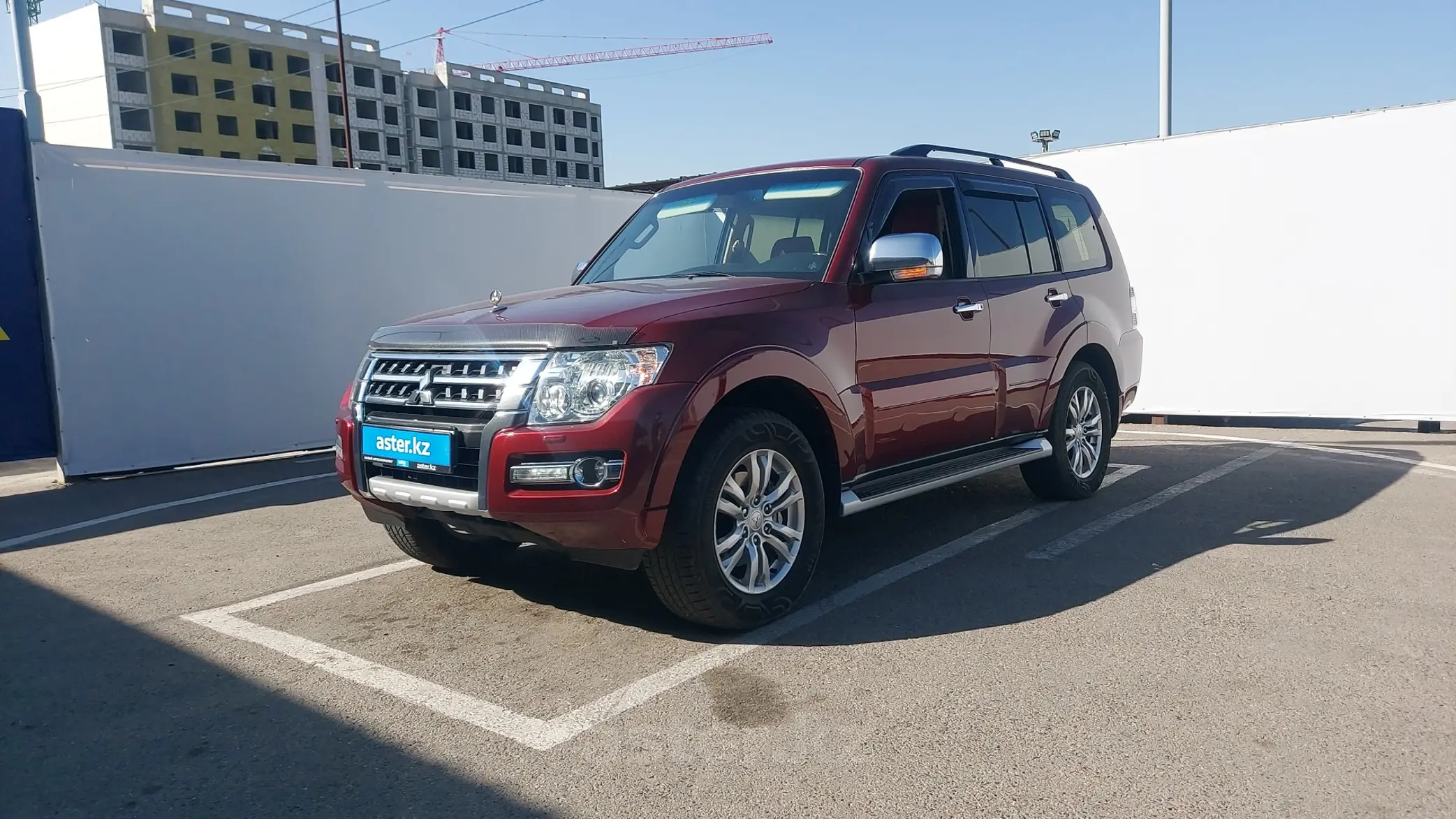 Mitsubishi Pajero 2016