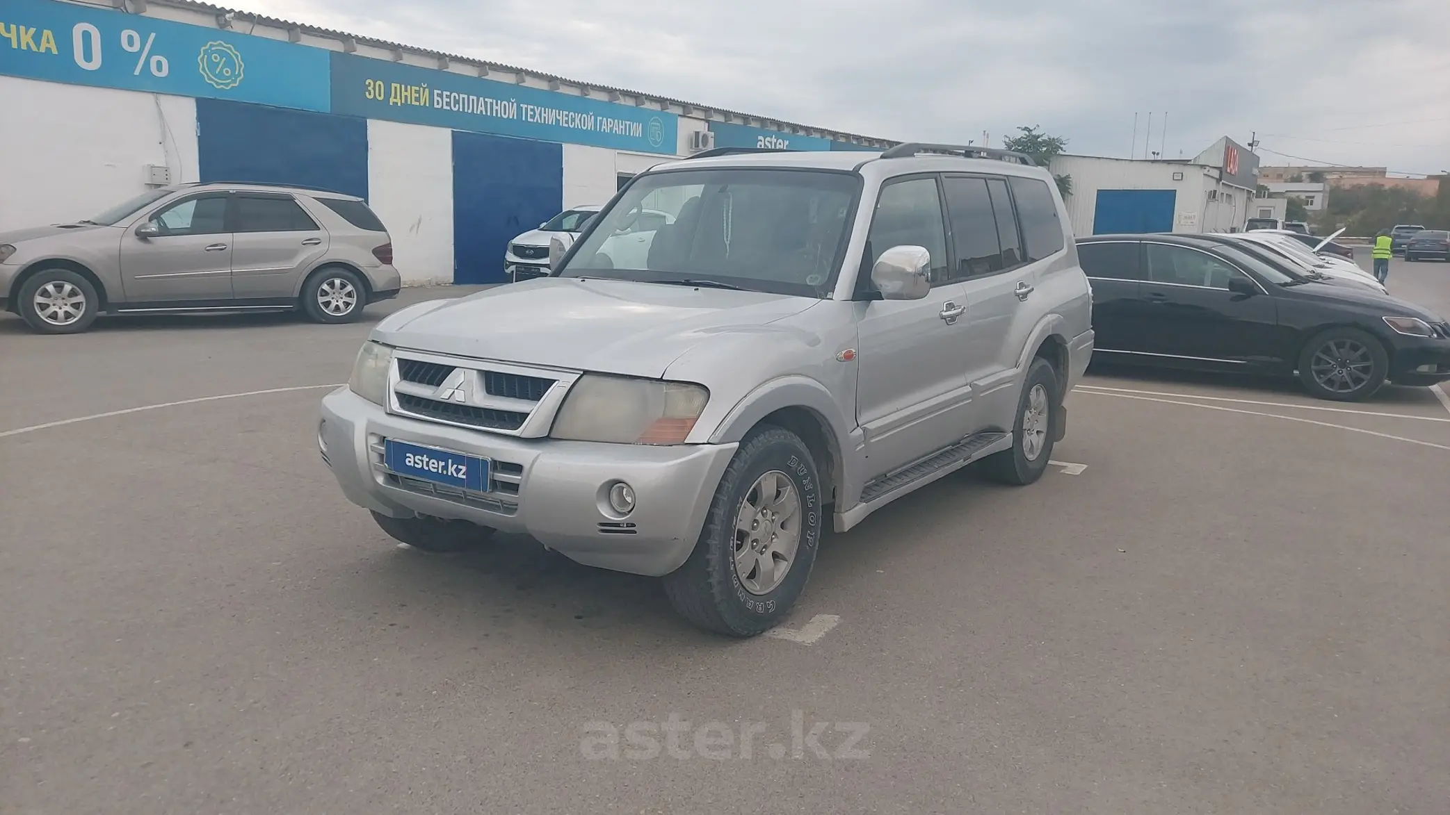 Mitsubishi Pajero 2004