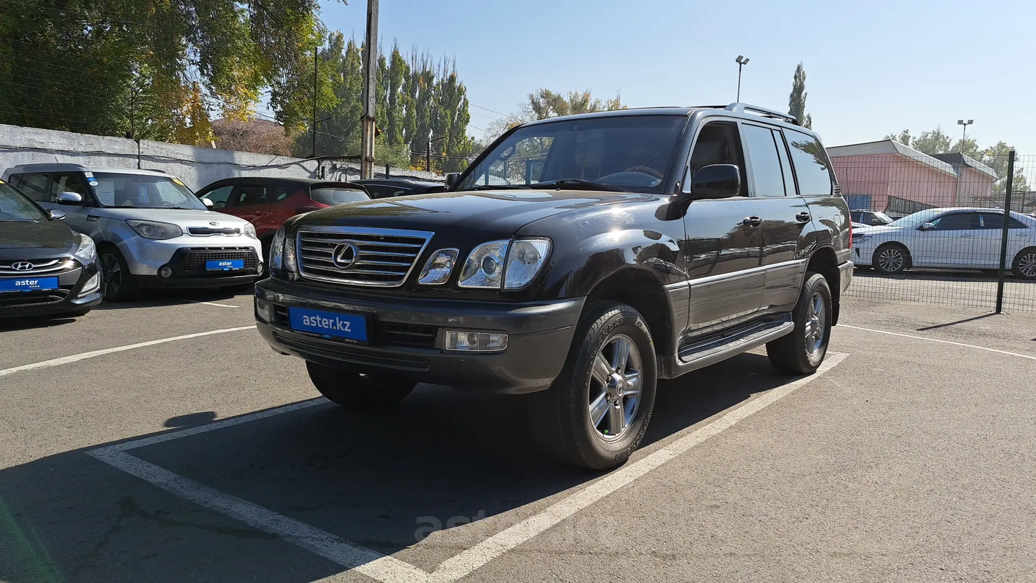 Lexus LX 2003