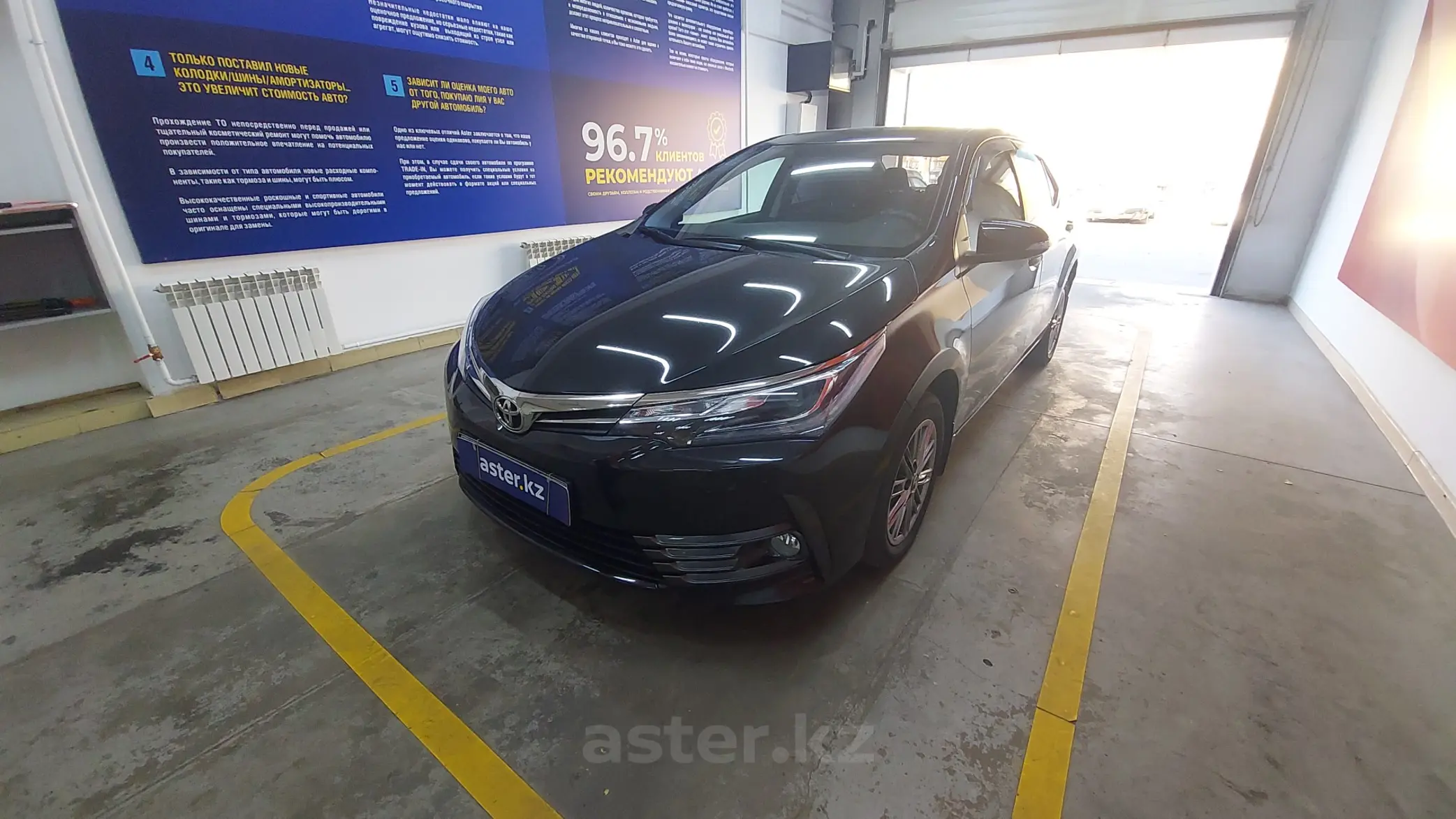 Купить Toyota Corolla 2018 года в Павлодаре, цена 8820000 тенге. Продажа  Toyota Corolla в Павлодаре - Aster.kz. №c924388