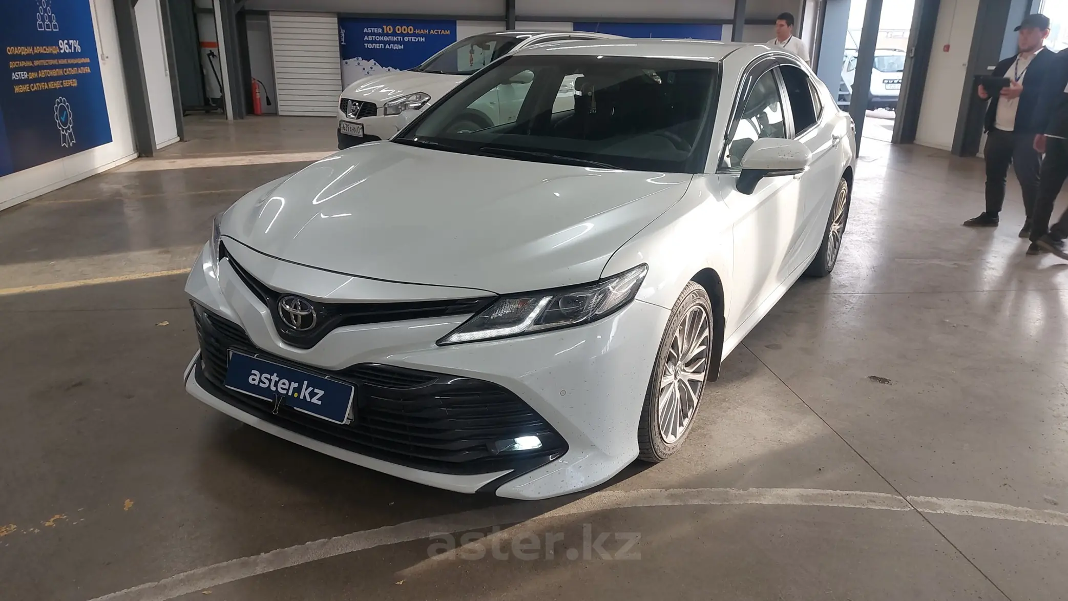 Toyota Camry 2019