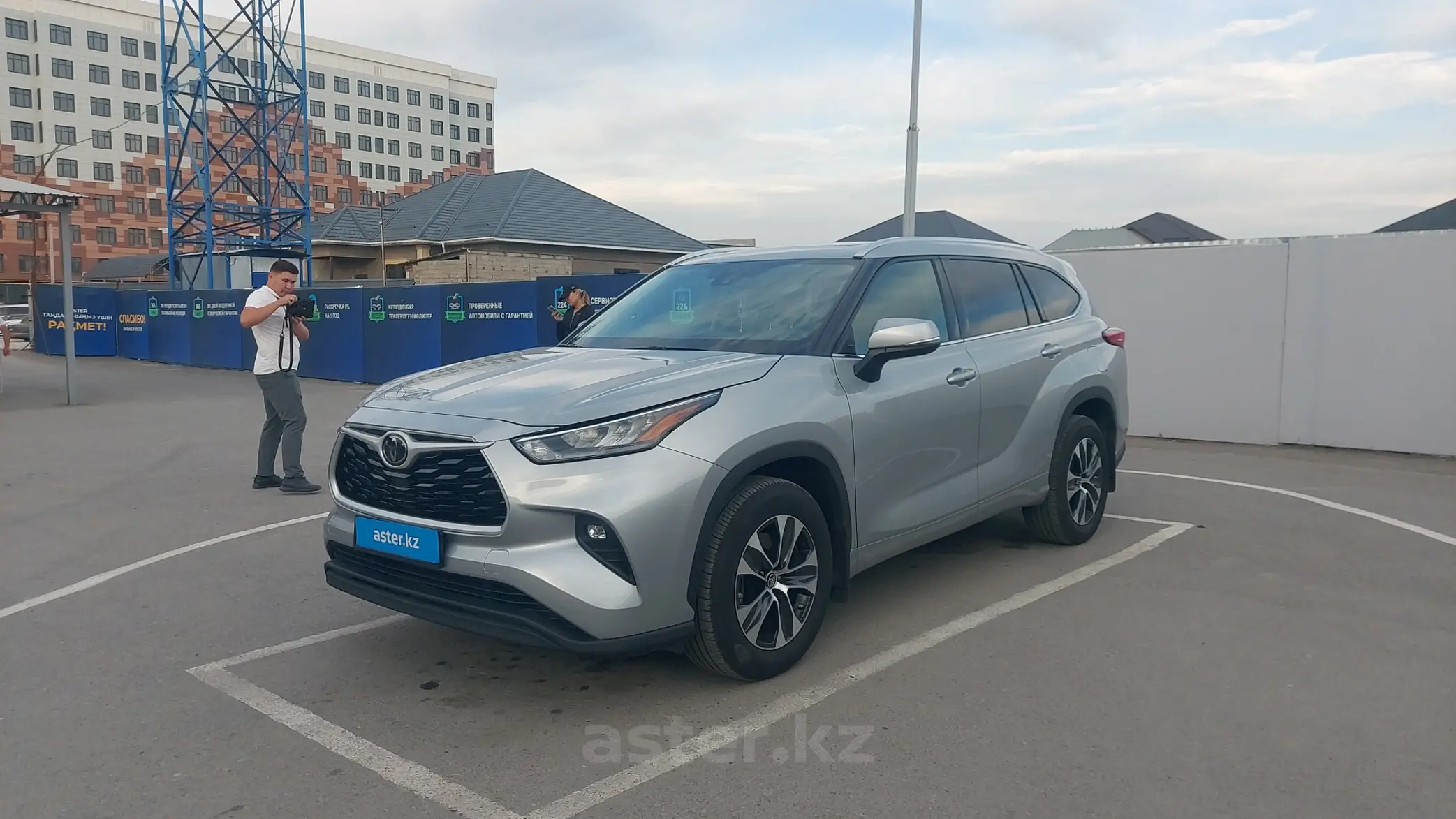 Toyota Highlander 2021