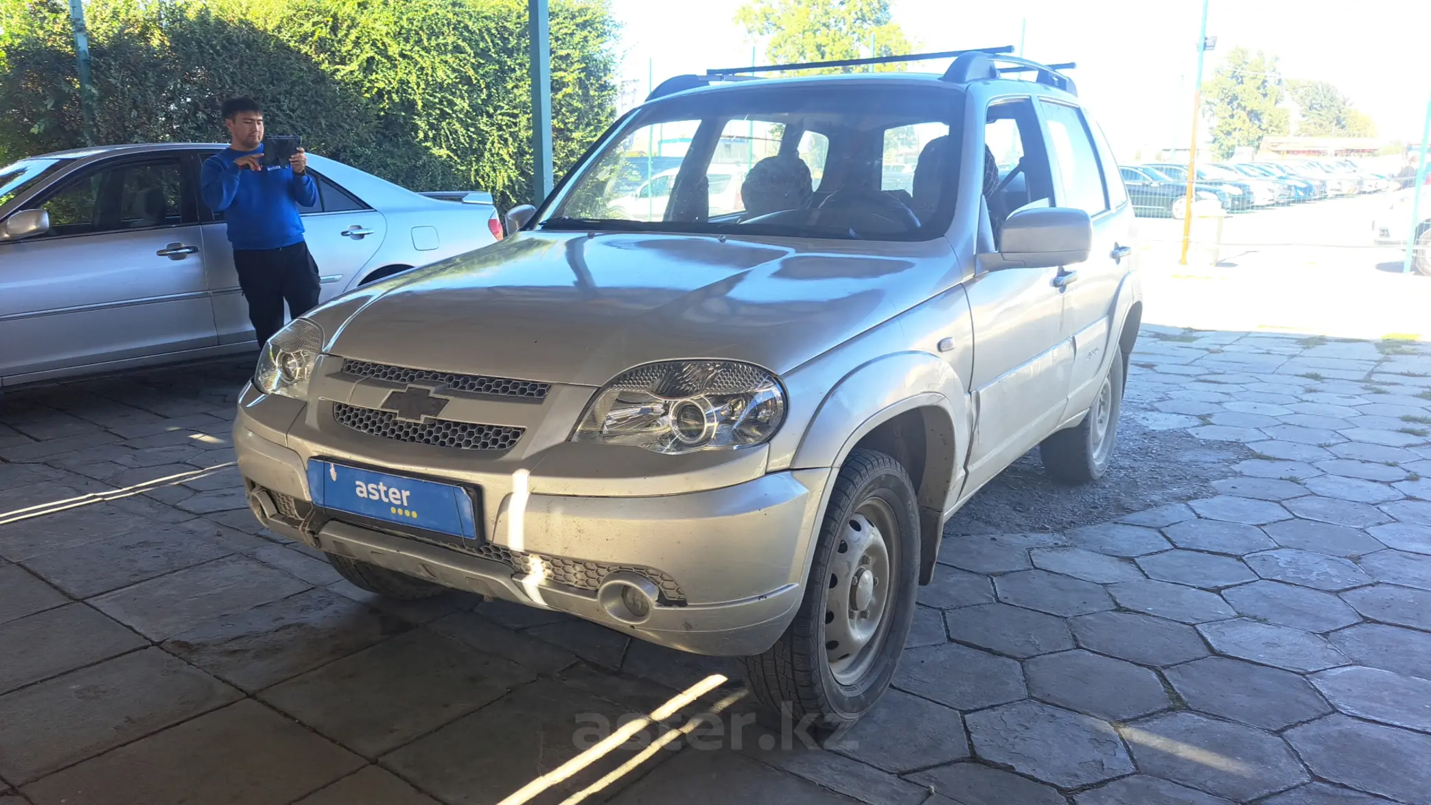 Chevrolet Niva 2011