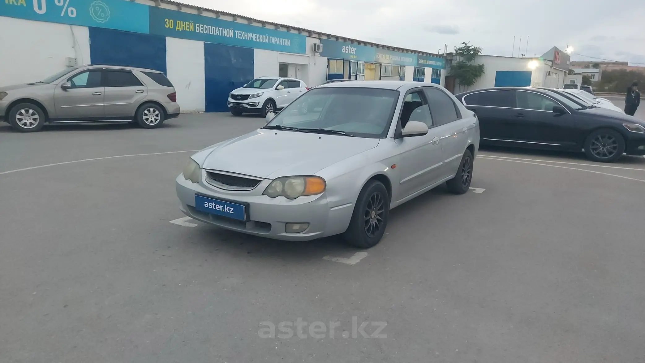 Kia Shuma 2002