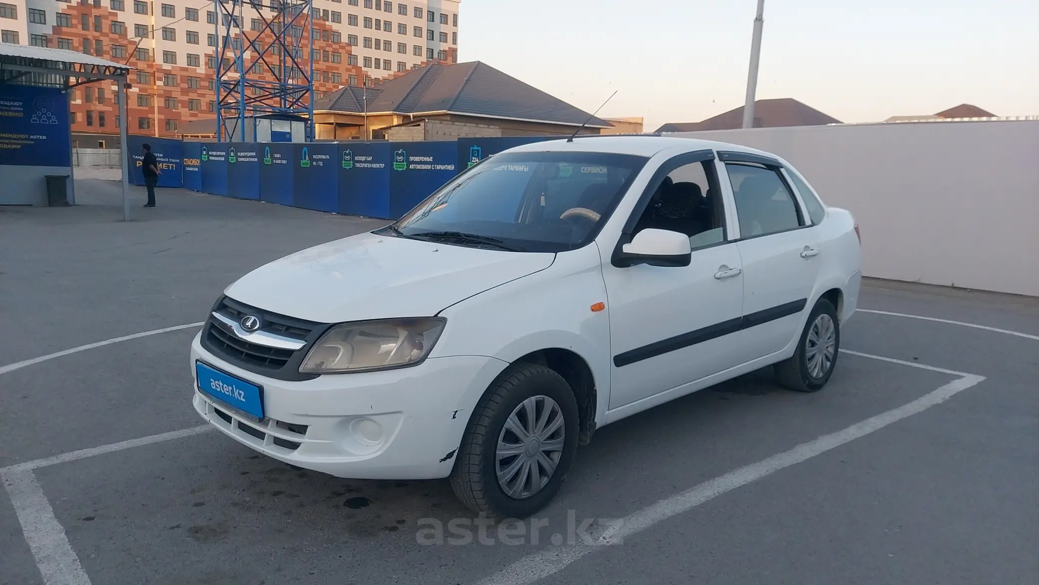 LADA (ВАЗ) Granta 2013