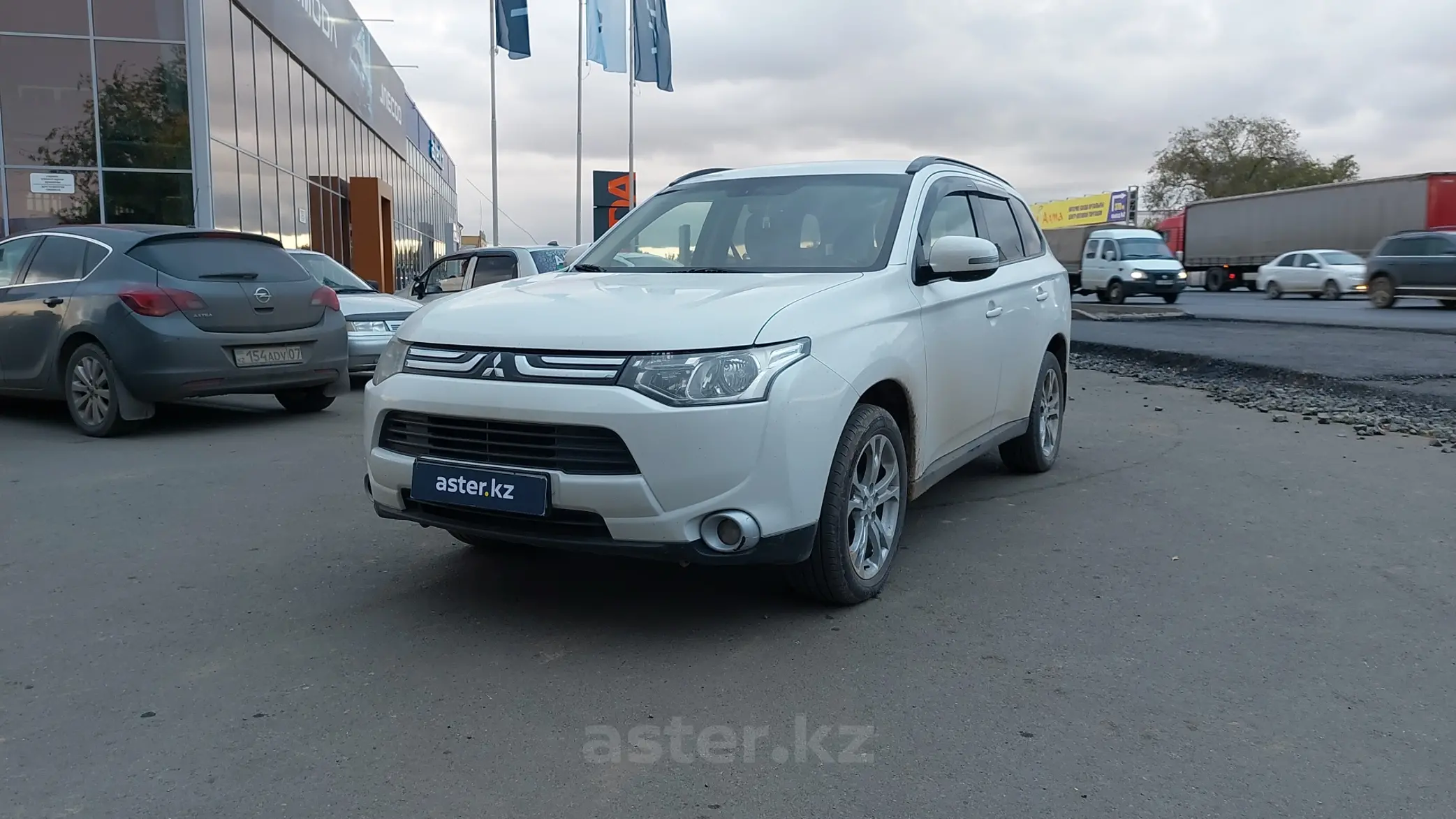 Mitsubishi Outlander 2012