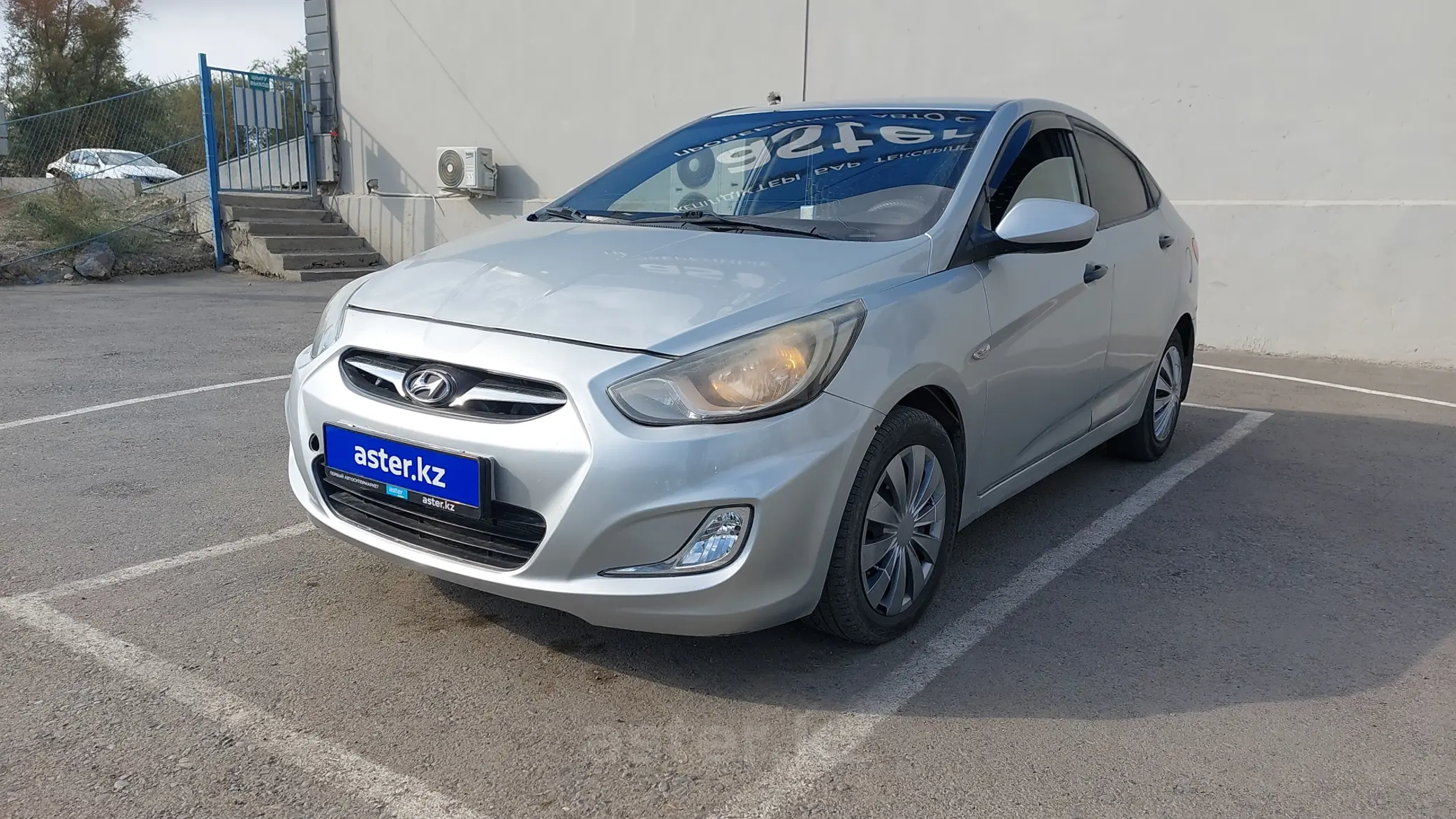 Hyundai Accent 2014