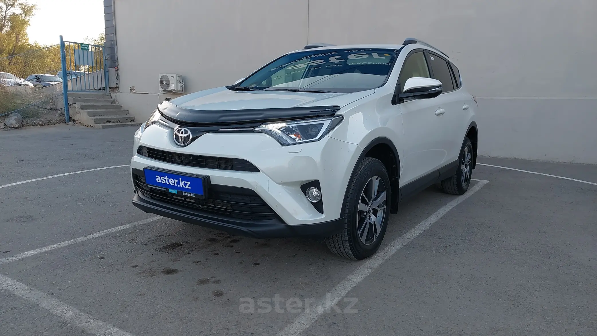 Toyota RAV4 2016