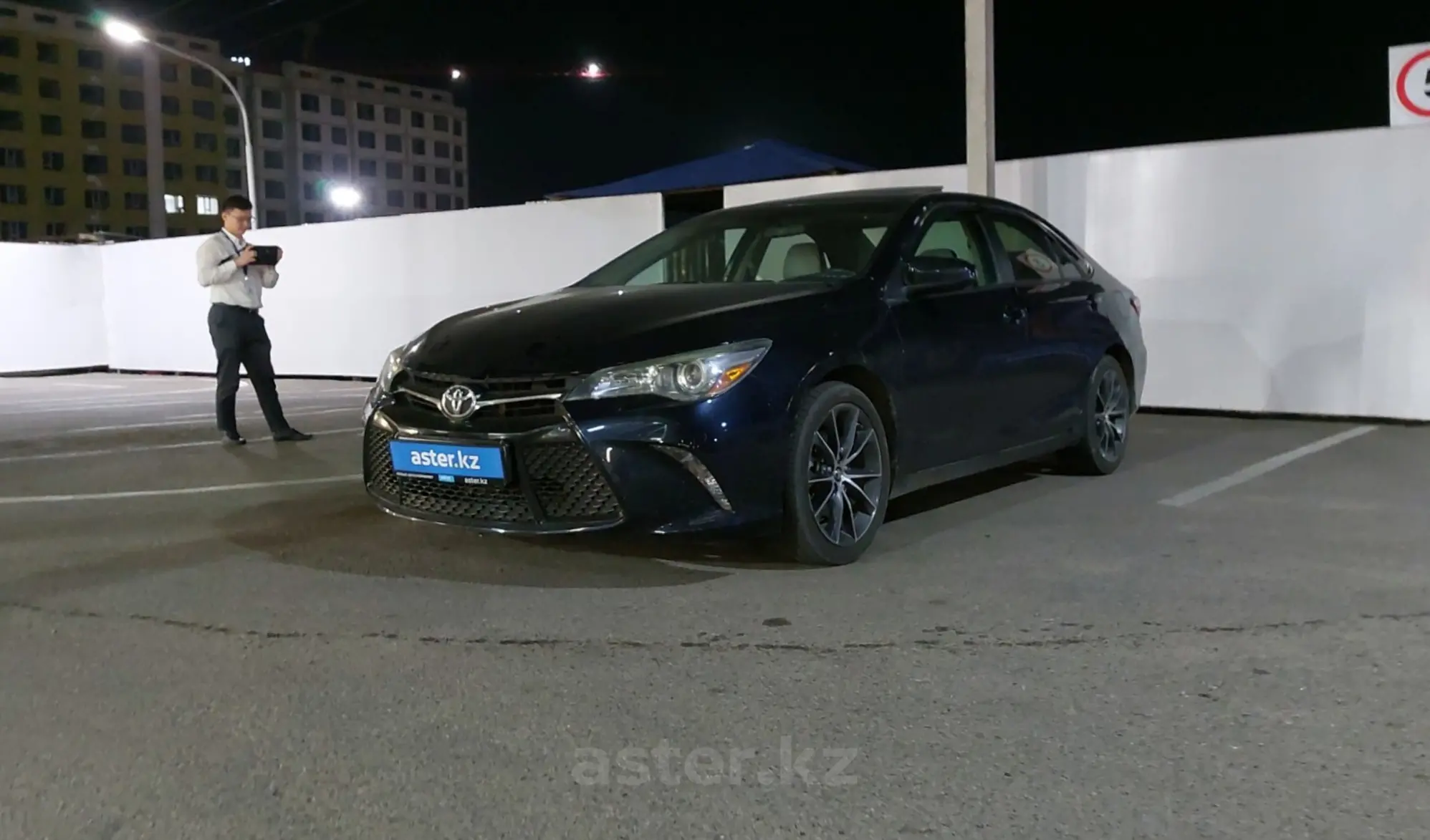 Toyota Camry 2015