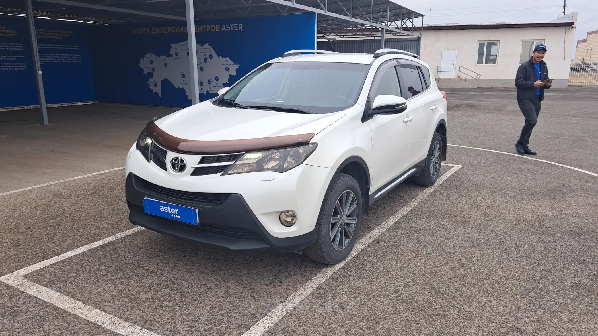 Toyota RAV4 2013