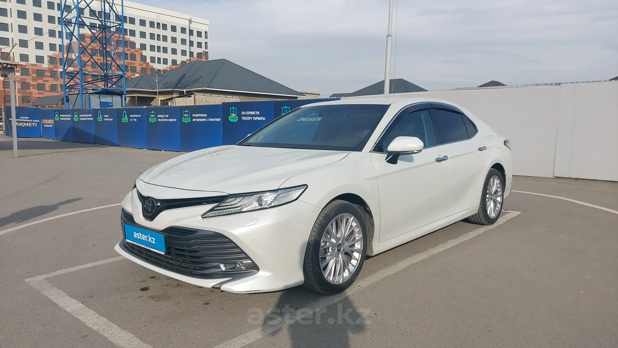 Toyota Camry 2019