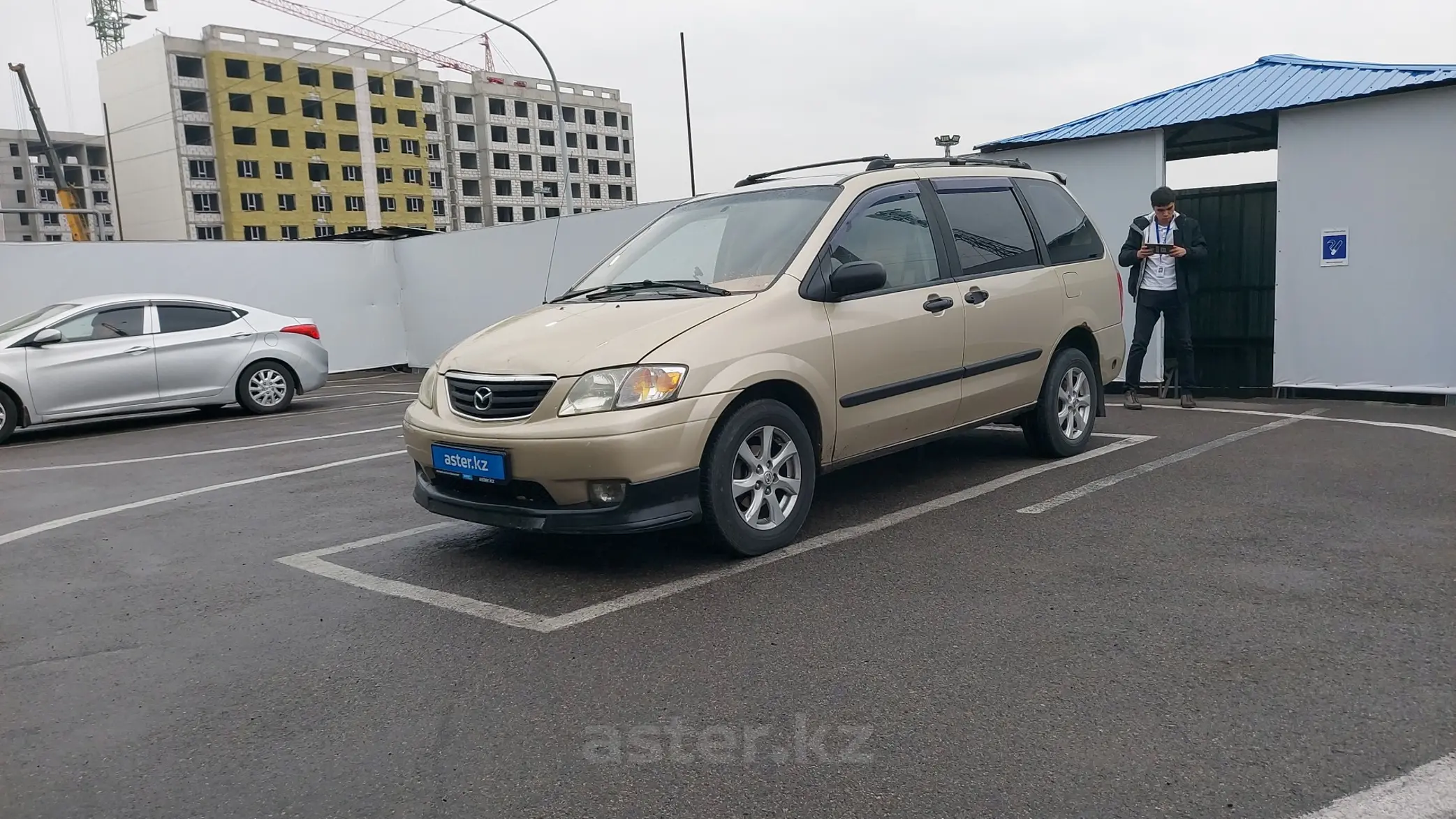 Mazda MPV 2000