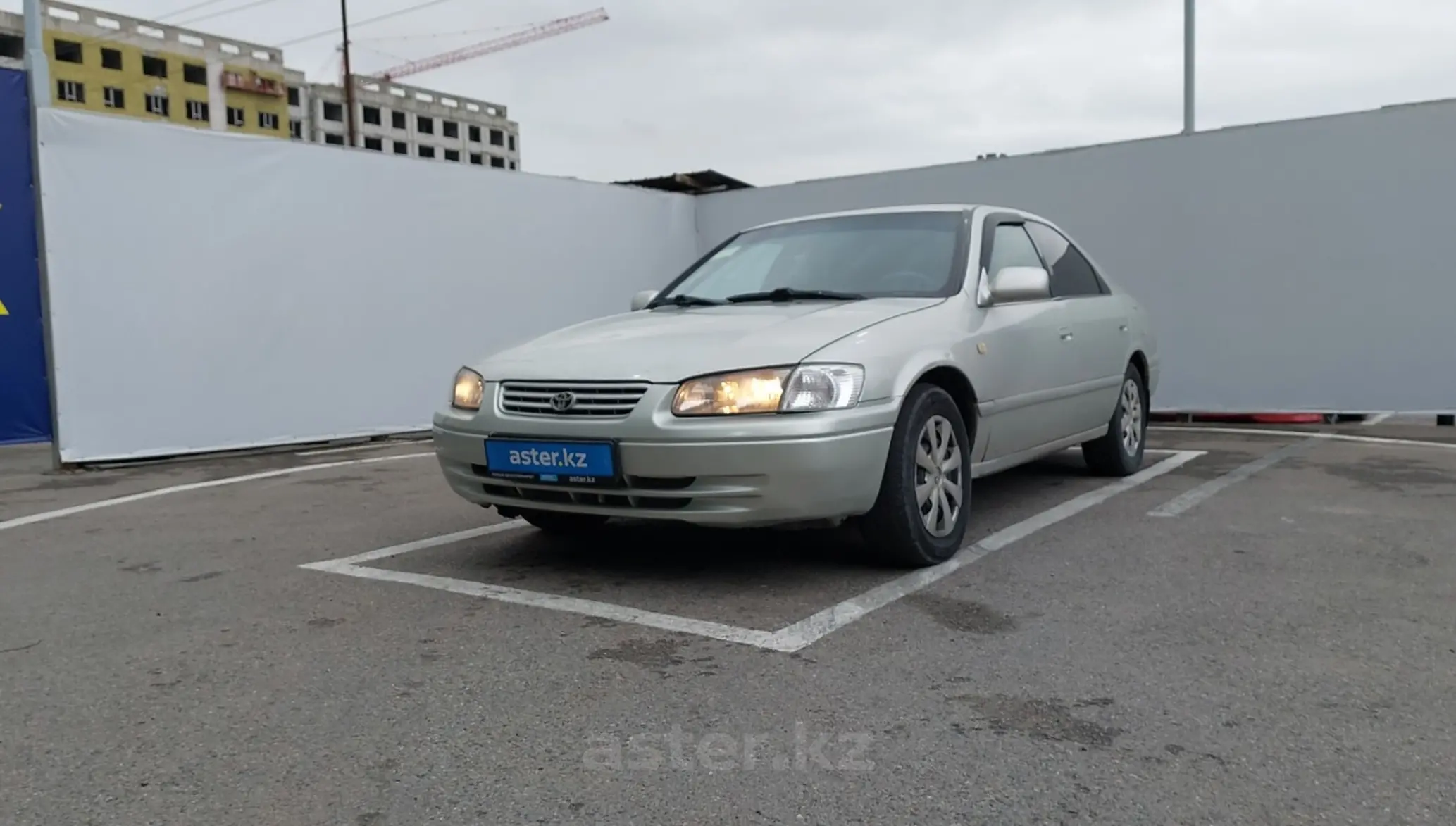 Toyota Camry 2000