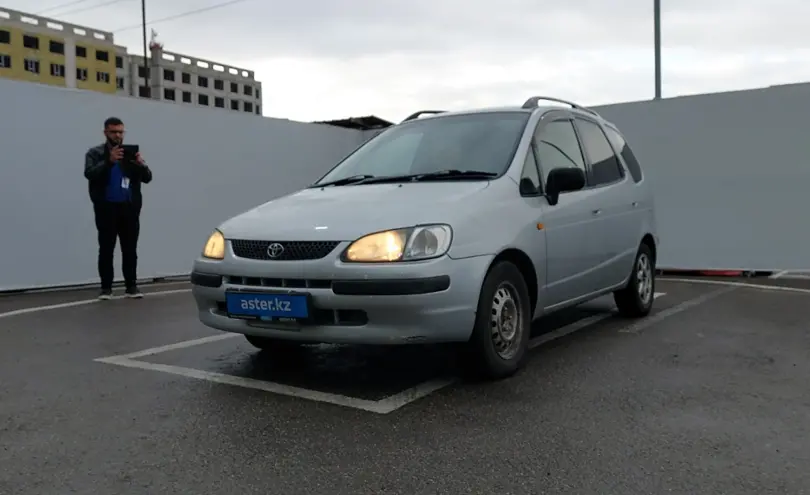 Toyota Corolla Spacio 1997 года за 3 000 000 тг. в Алматы